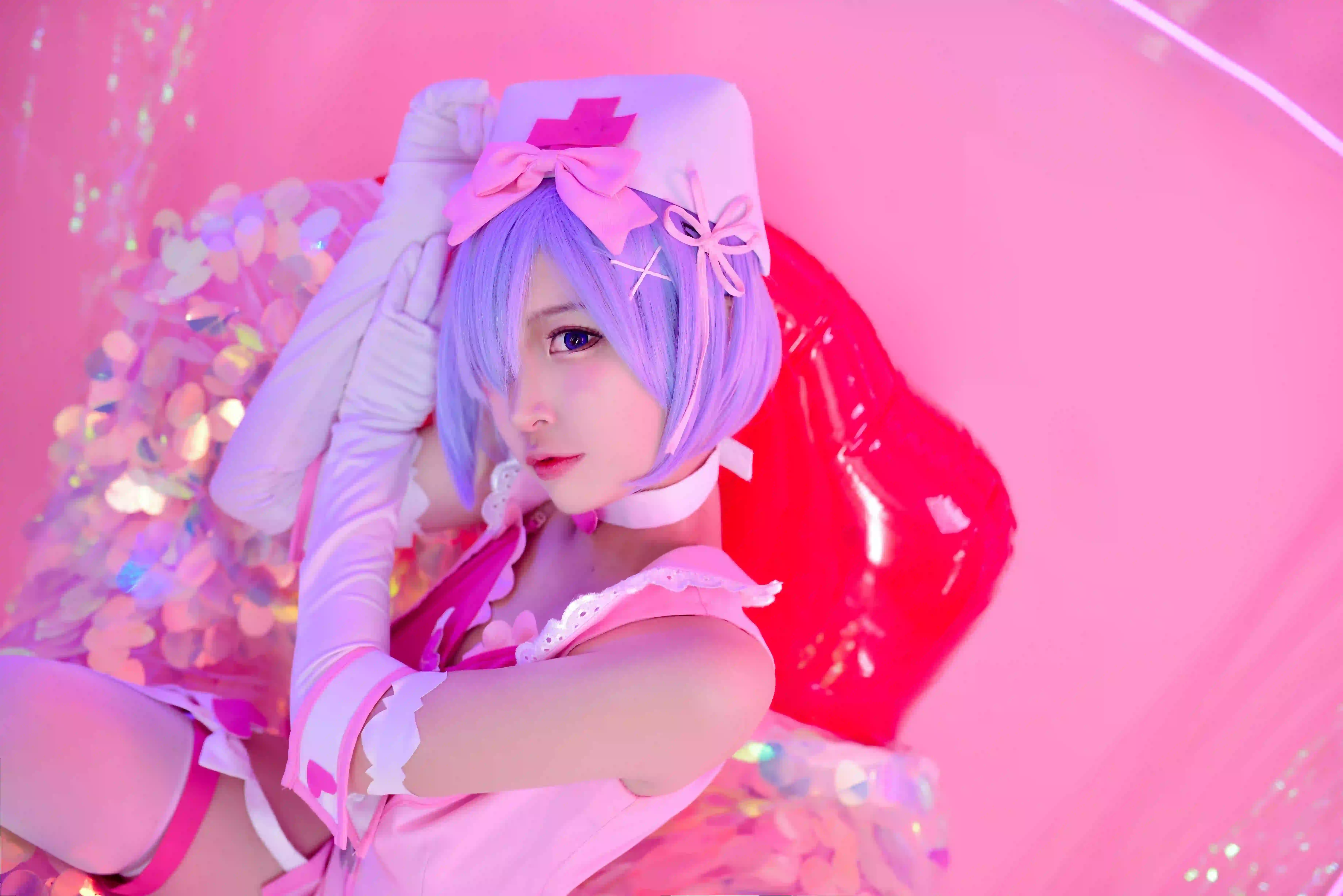 coser 粉红色氛围 白色手套 护士