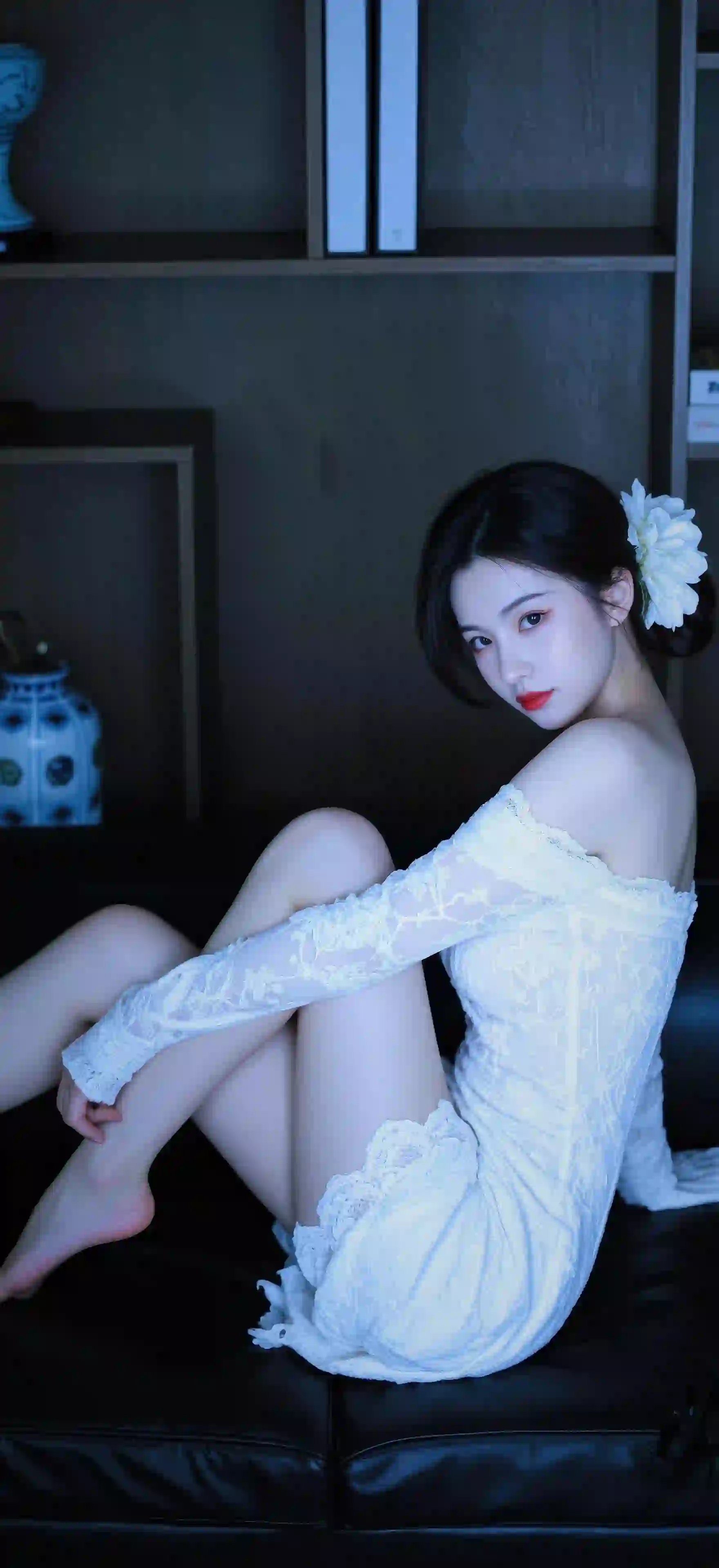 长腿性感美女 白色裙子 花 长腿美女 唯美