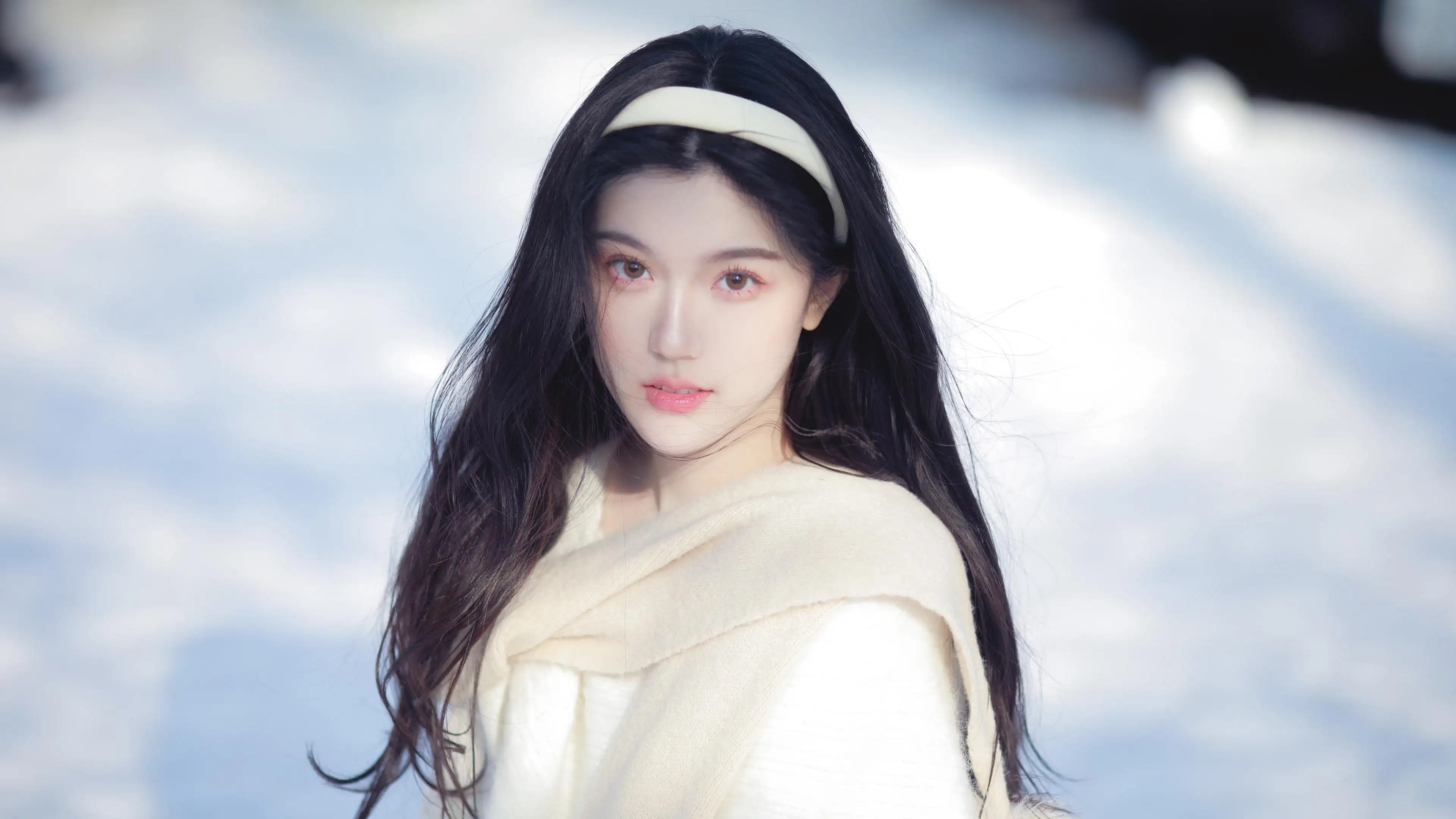 可爱 长头发 清纯美女 围巾 毛衣 高清 4k 美女