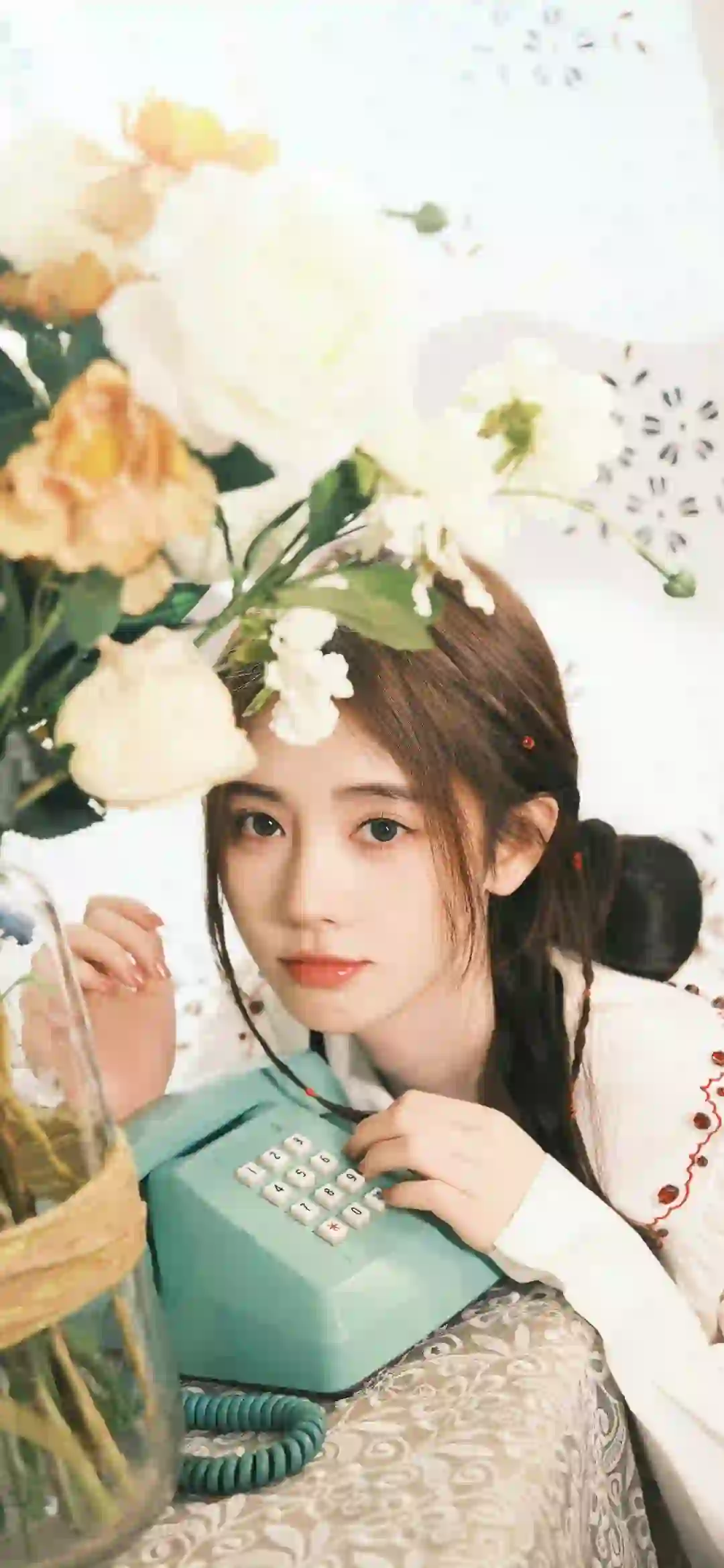 鞠婧祎 可爱清纯美女 老式电话