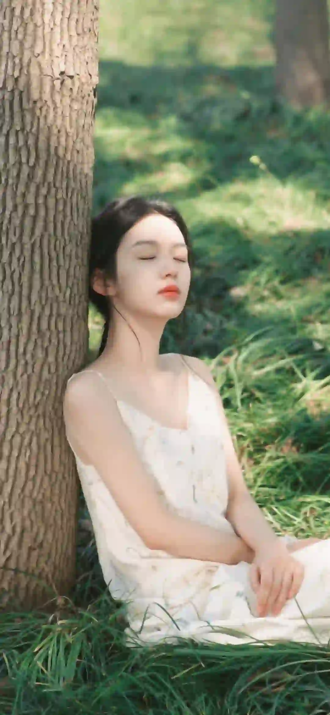 长发白裙美女 吊带美女