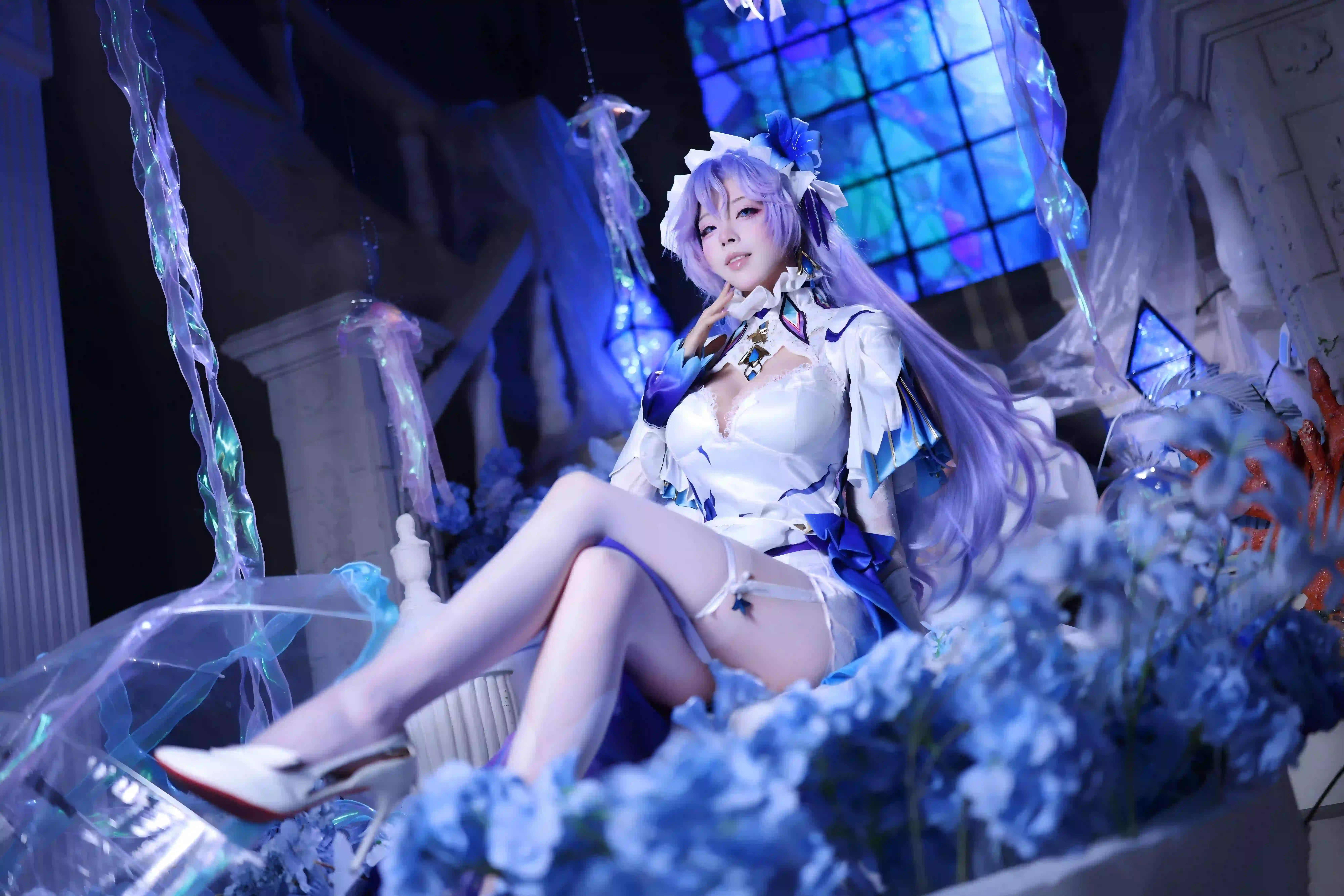 游戏角色 长发女孩 coser 白丝