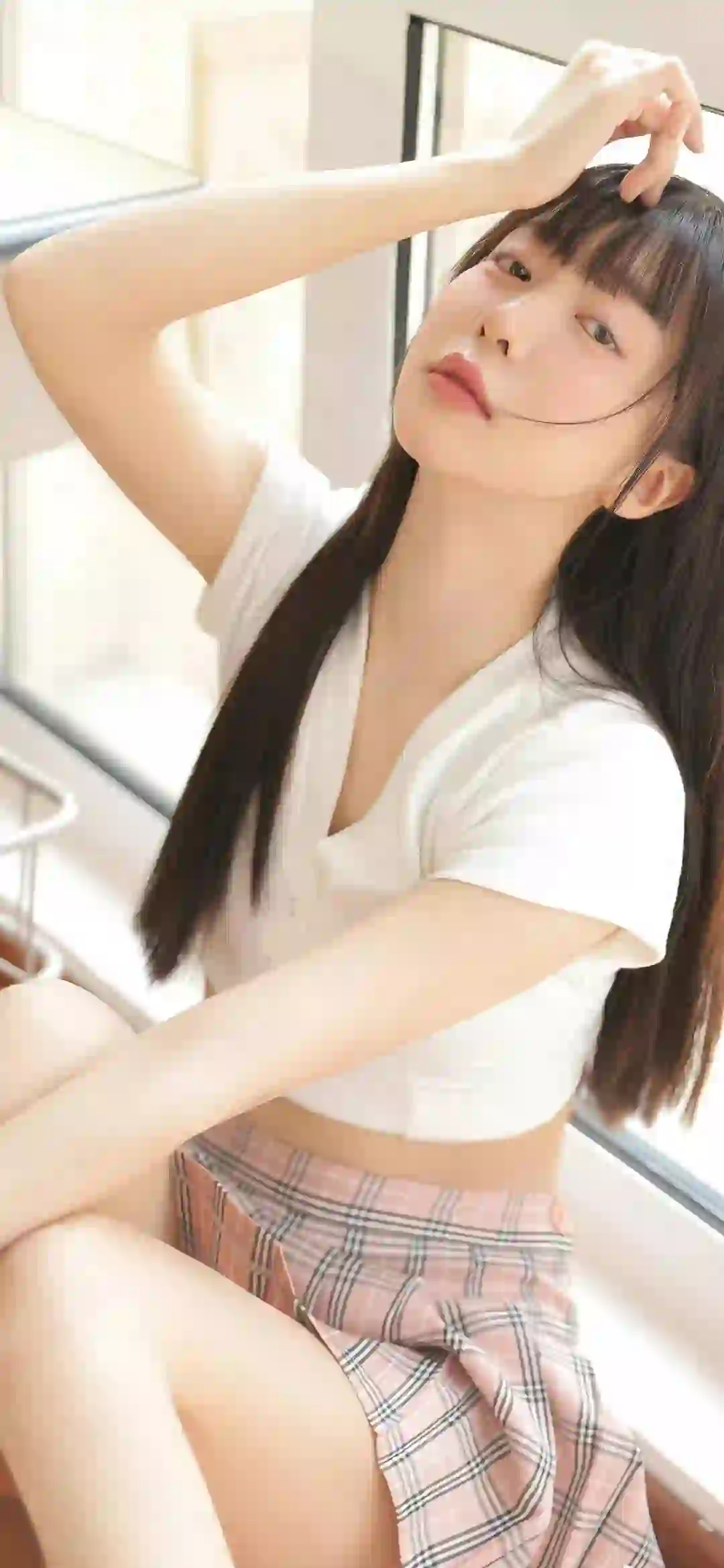 长发清纯女孩 短裙女孩  居家写真 长腿女孩