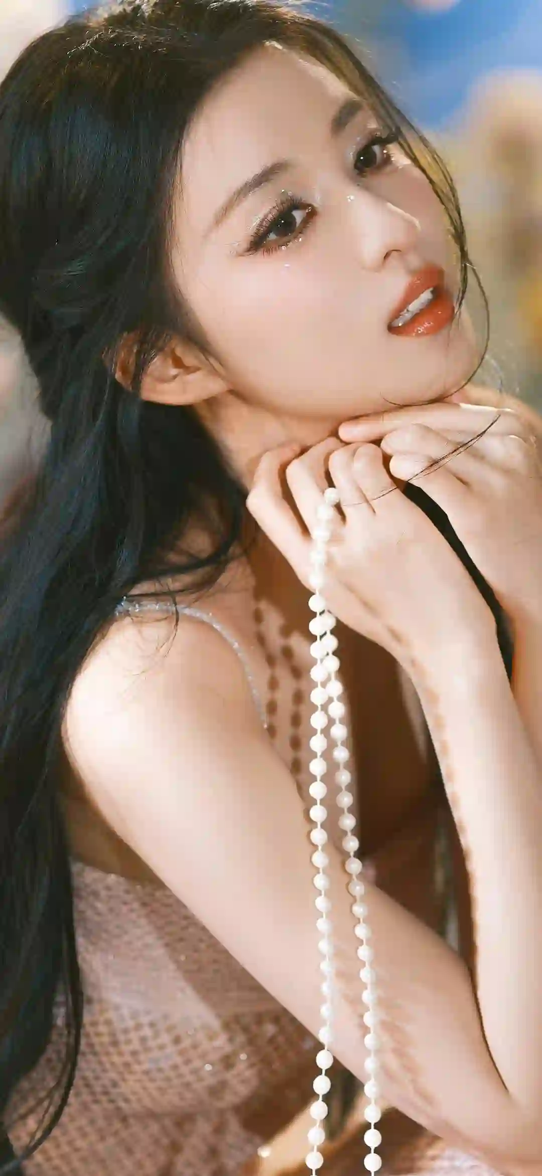珍珠项链 长发美女 性感美女 吊带 王楚然