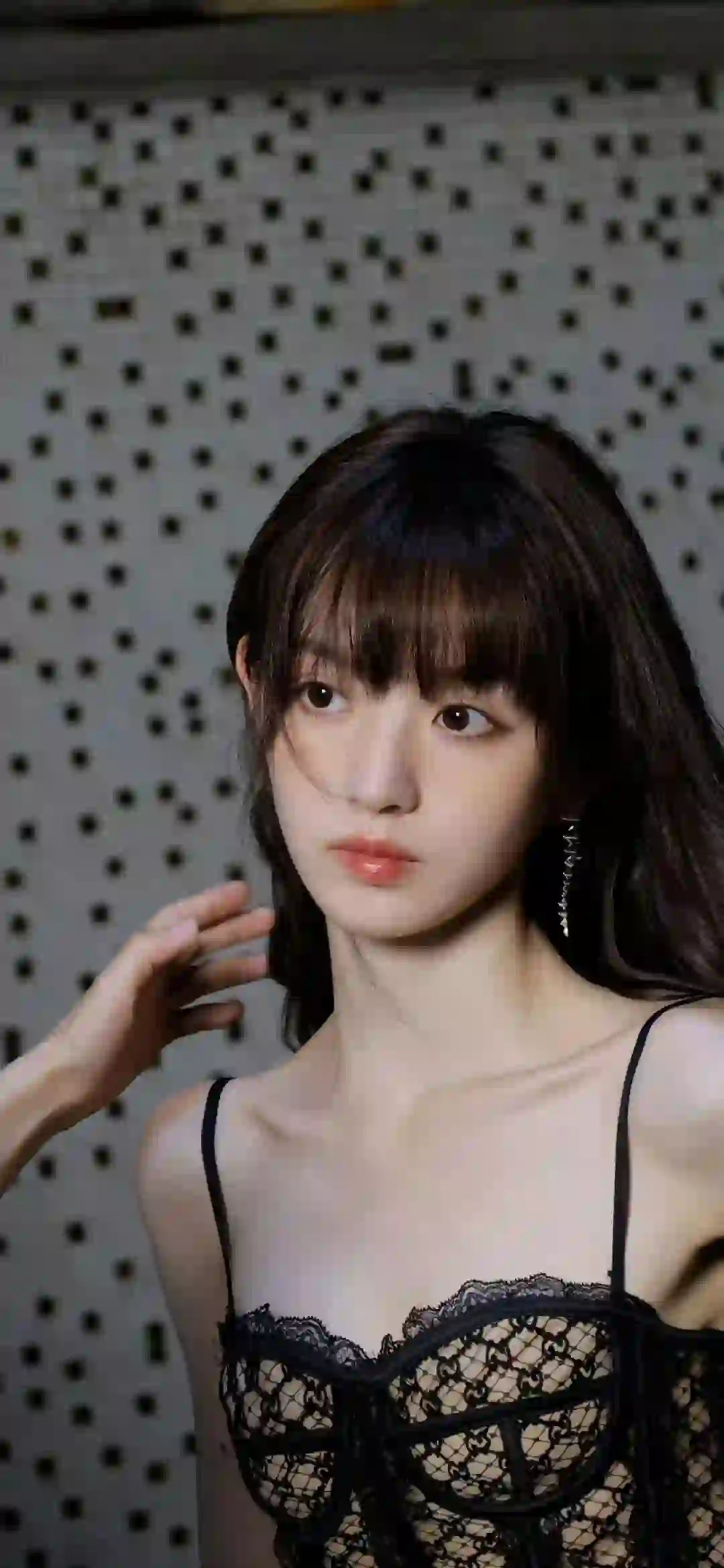 长发性感美女 性感吊带 黑色吊带 性感 田曦薇