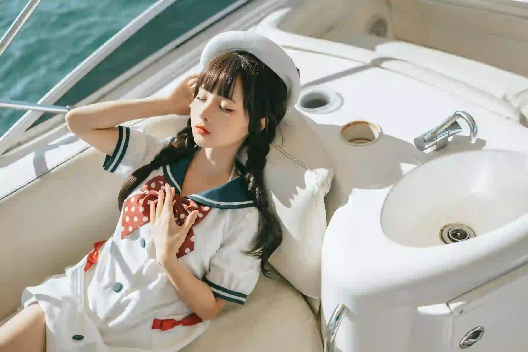 双马尾 水手服 白色衣服 夏日 悠闲