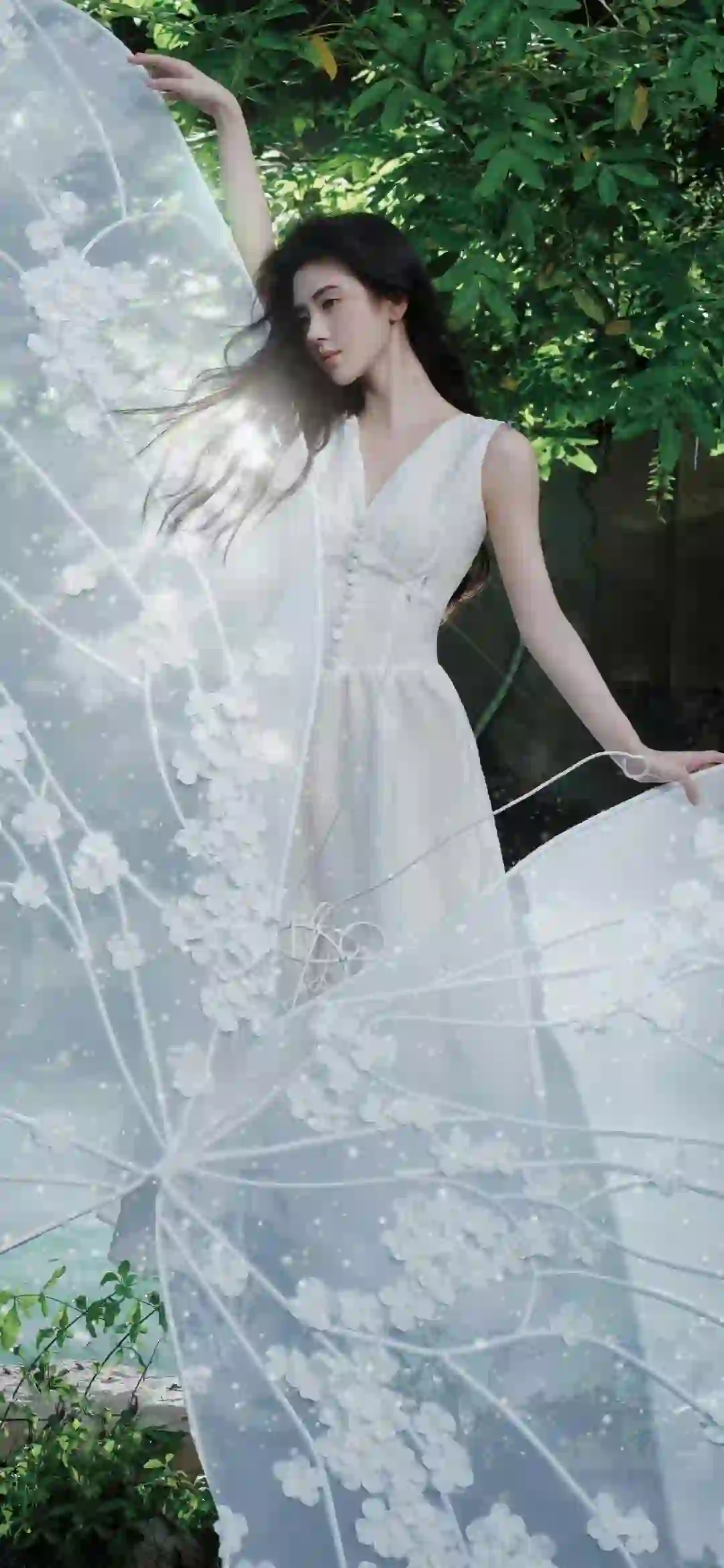 白色长裙美女 鞠婧祎 户外 写真