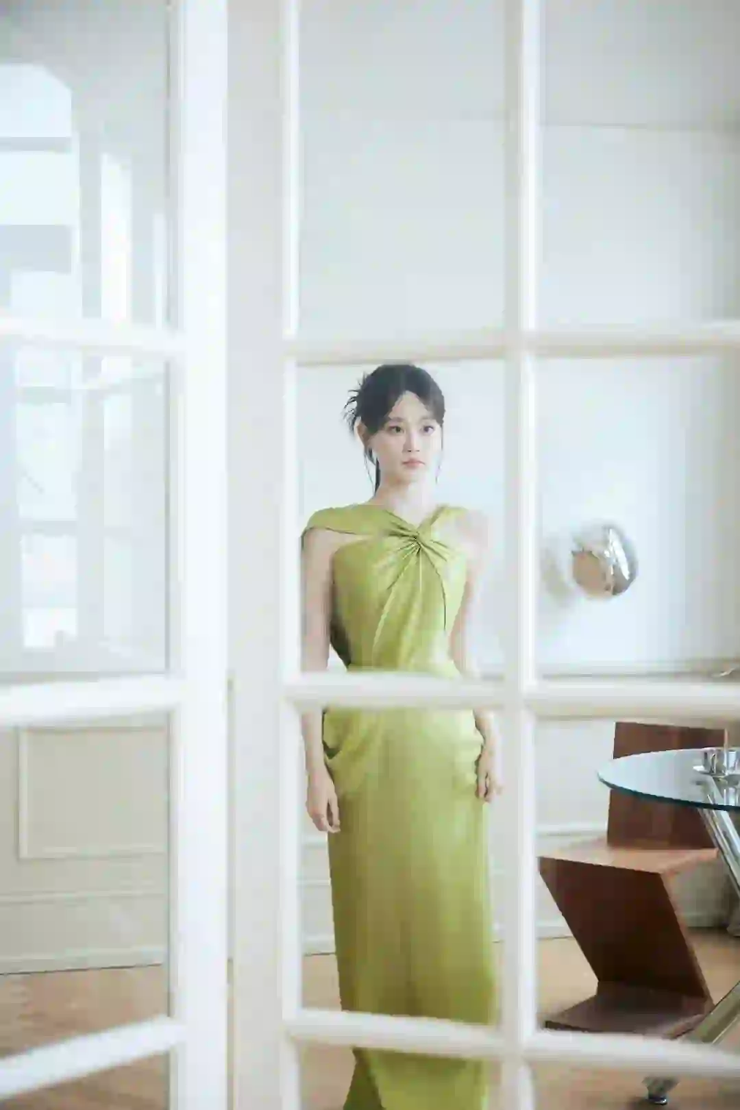 祝绪丹 长裙美女 性感