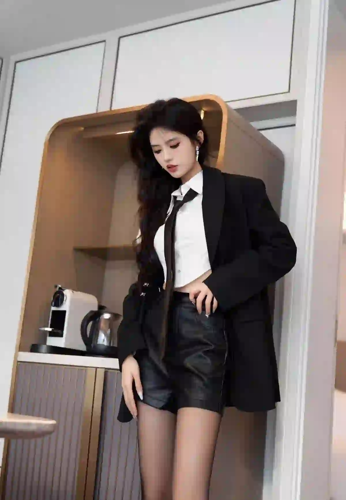 黑丝高跟美女 白色衬衫 丝袜美腿