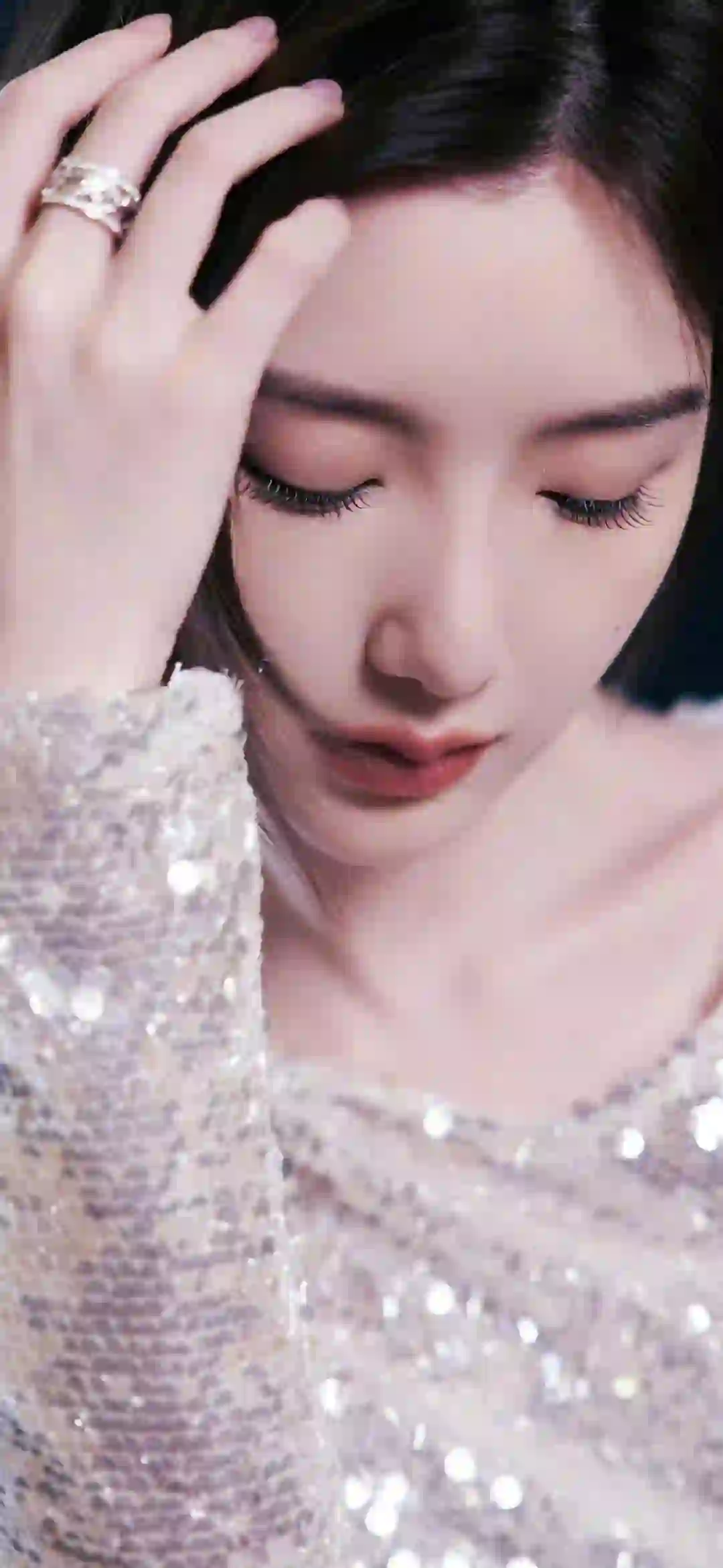 毛晓彤 闪闪发光的衣服 