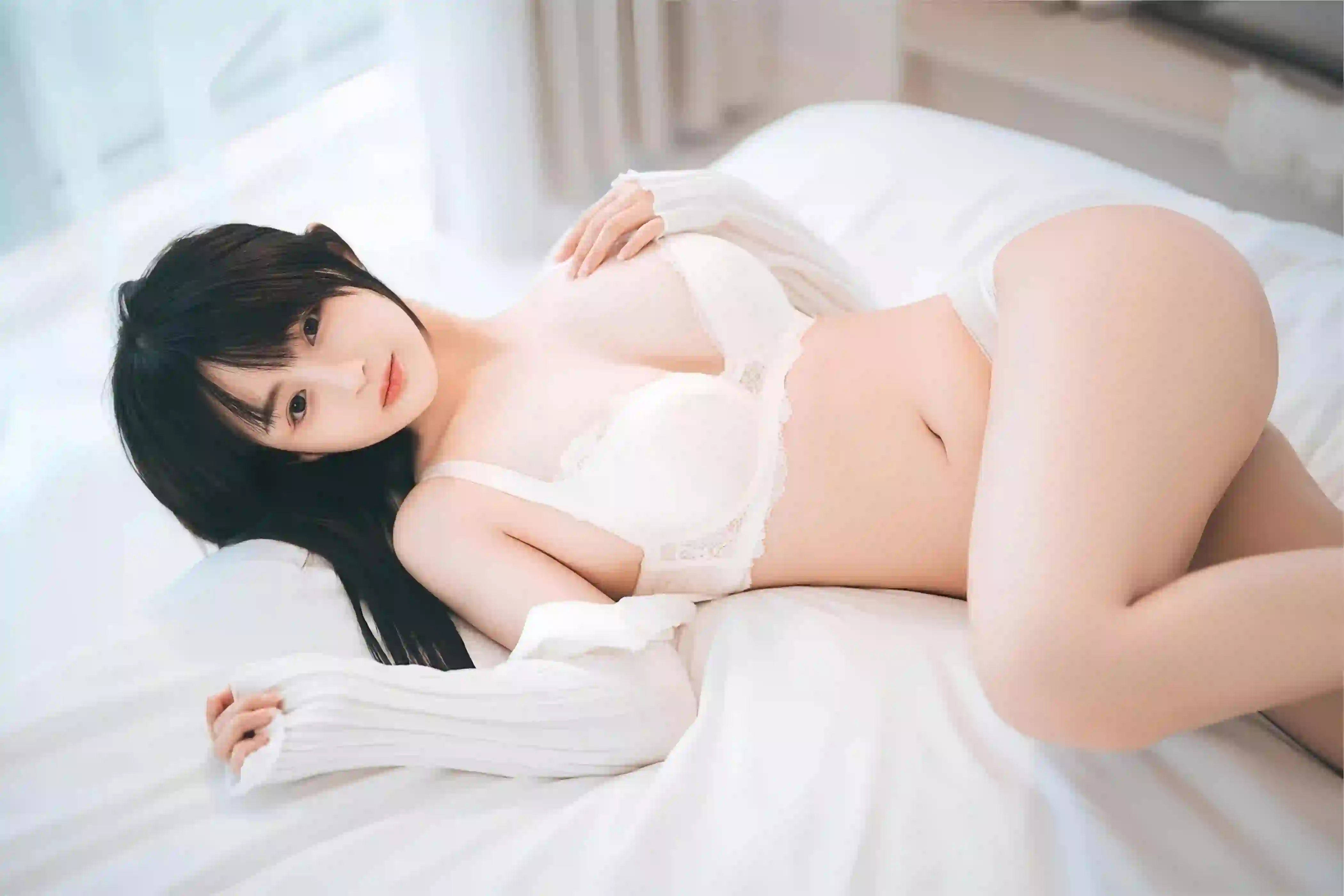 卧室 居家写真 长发性感美女 私房写真