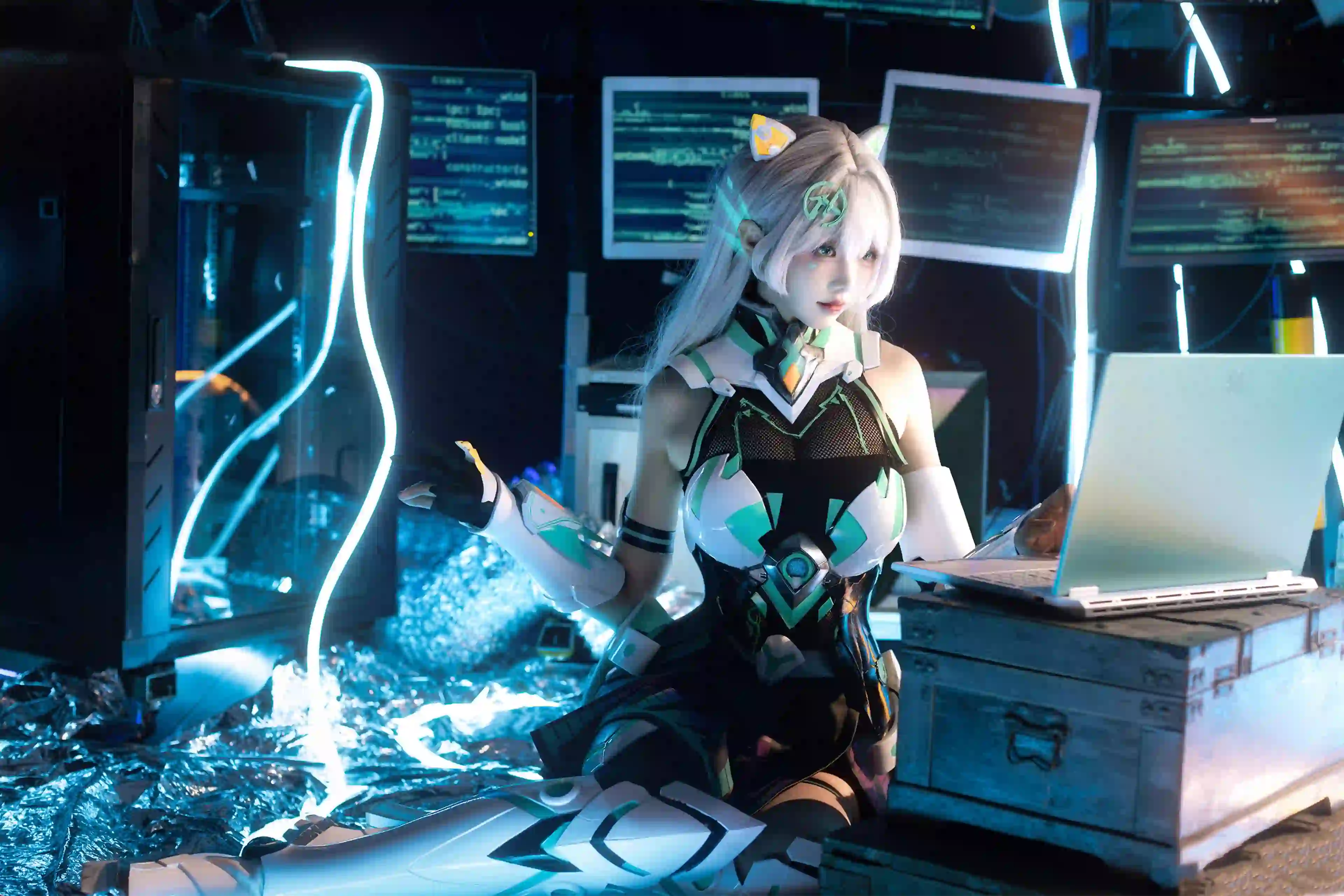 Coser 长发美女 白色头发 天选姬 可爱