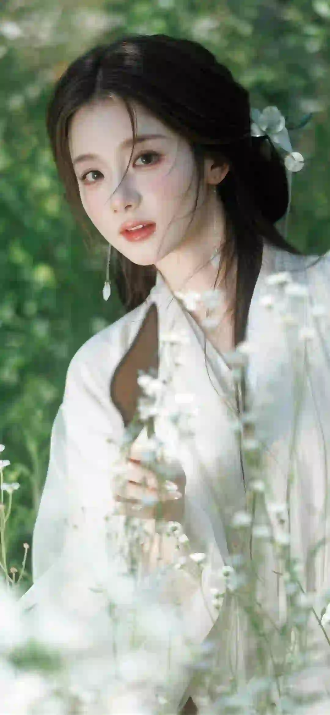 古风美女 田园风格 长发清纯美女 白色古风汉服 甜美微笑