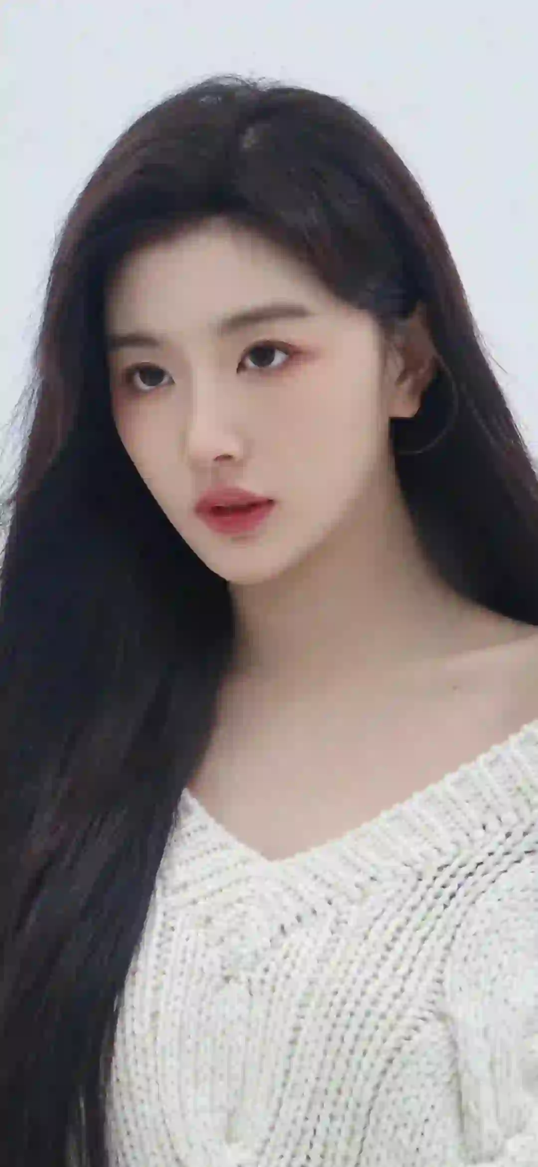 孔雪儿 长发清纯美女 白色衣服 毛线衣服