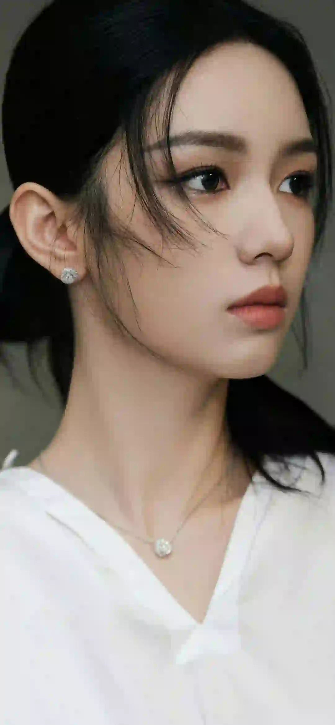 美女明星 周也  白色衣服 清纯美女 
