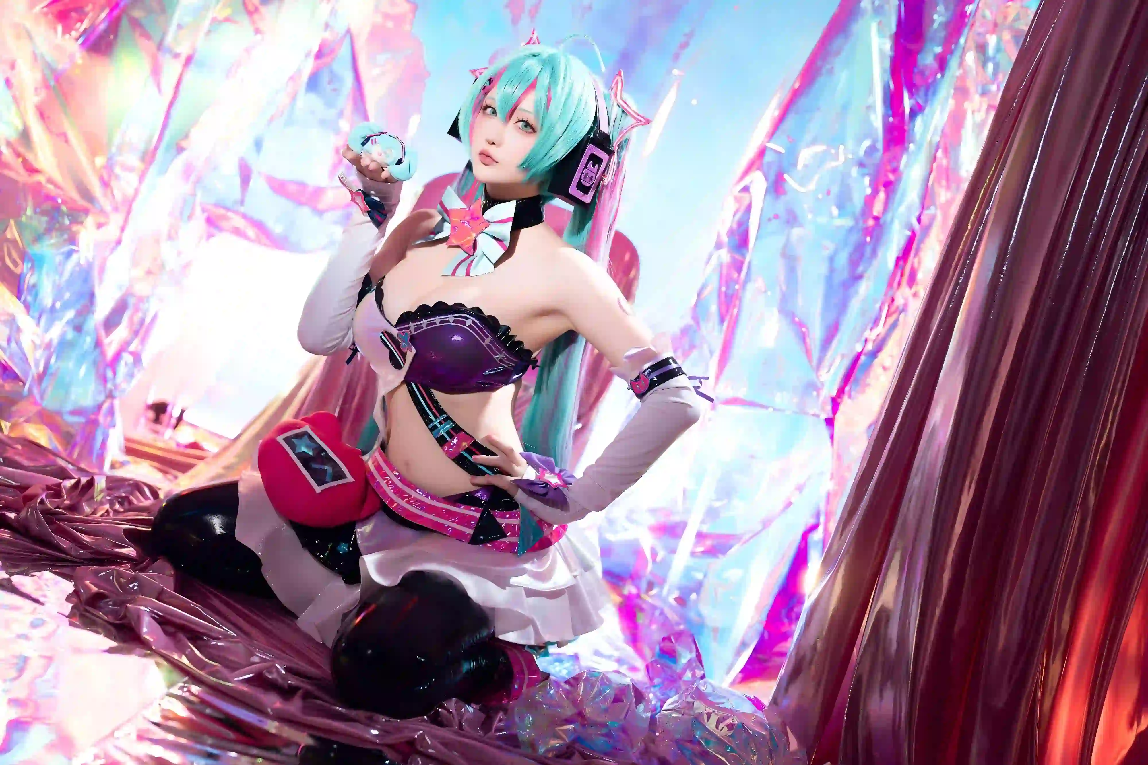初音未来 炫彩背景 蓝色头发