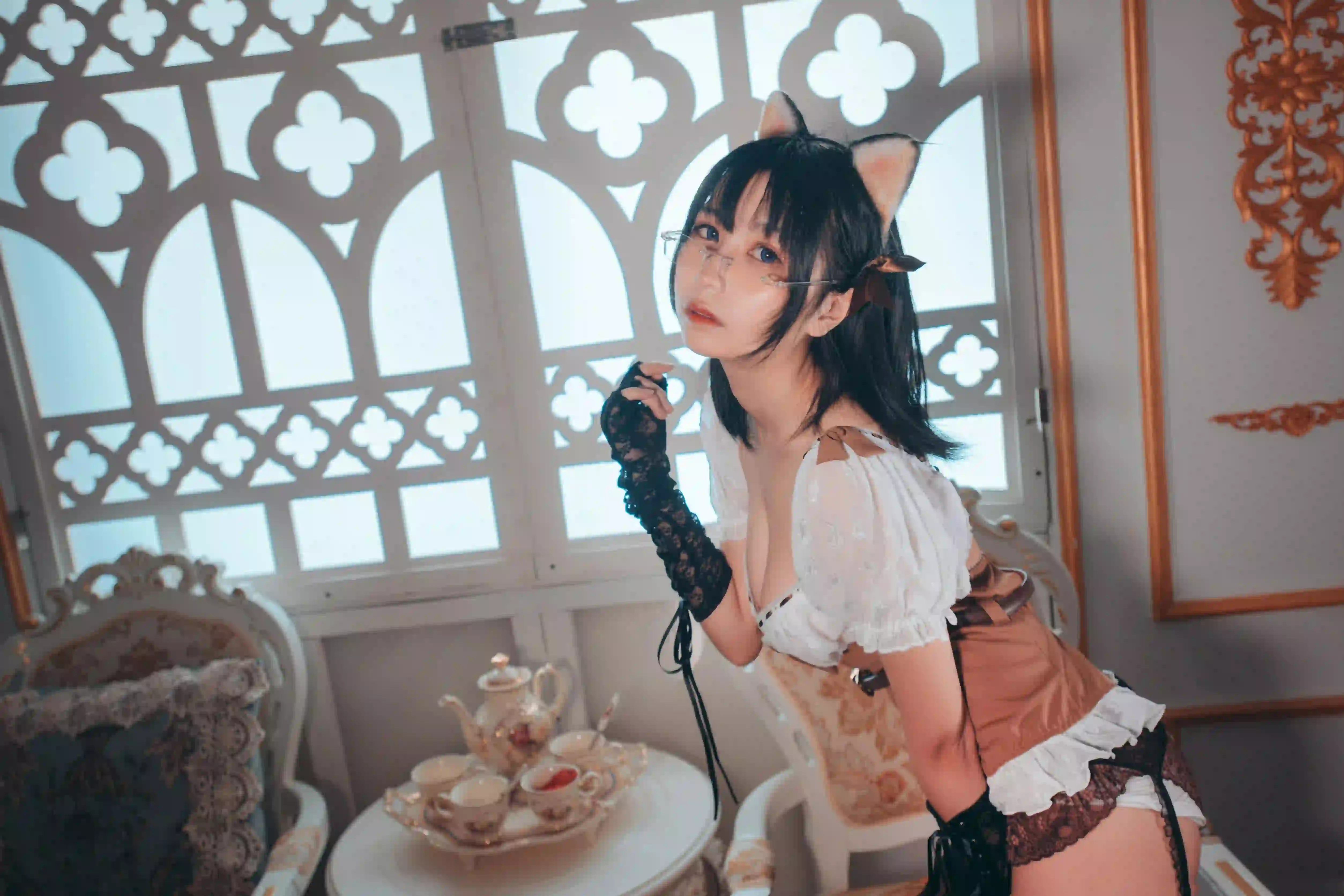 长腿黑丝美女 cosplay 猫耳女孩 金属眼镜