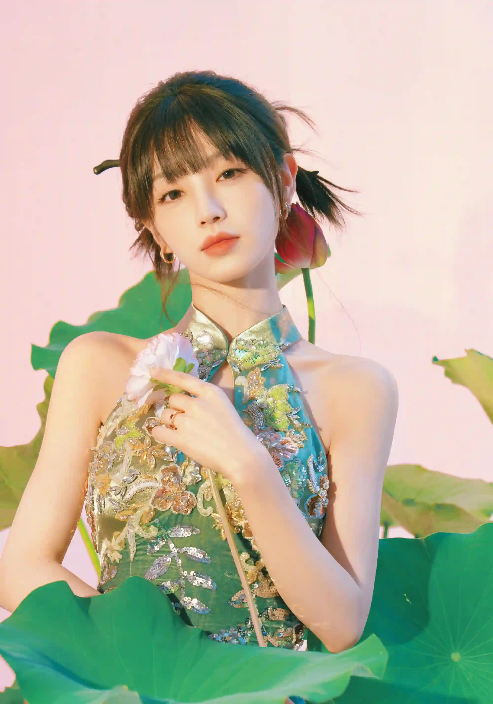 旗袍美女 田曦薇 荷花场景 写真