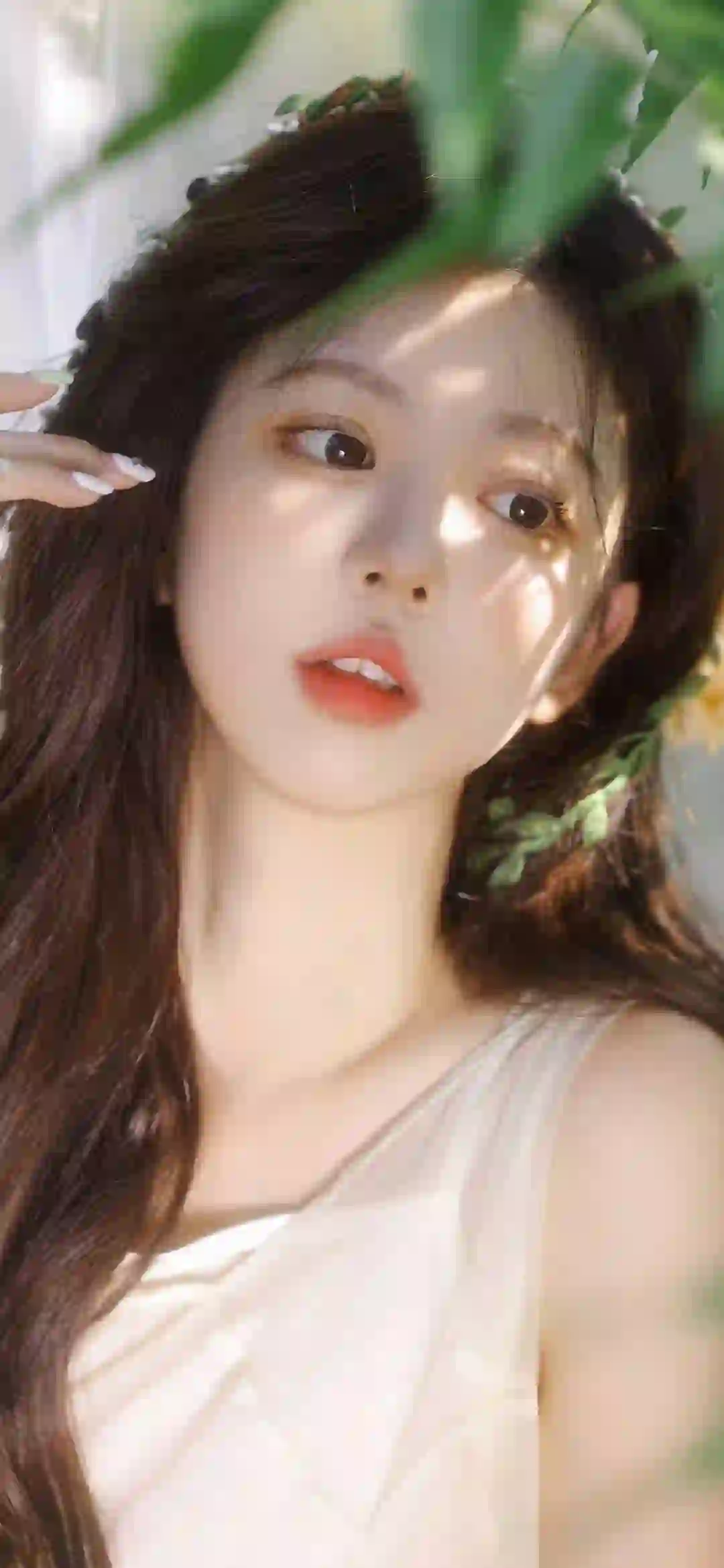 唯美 长发清纯美女 光影