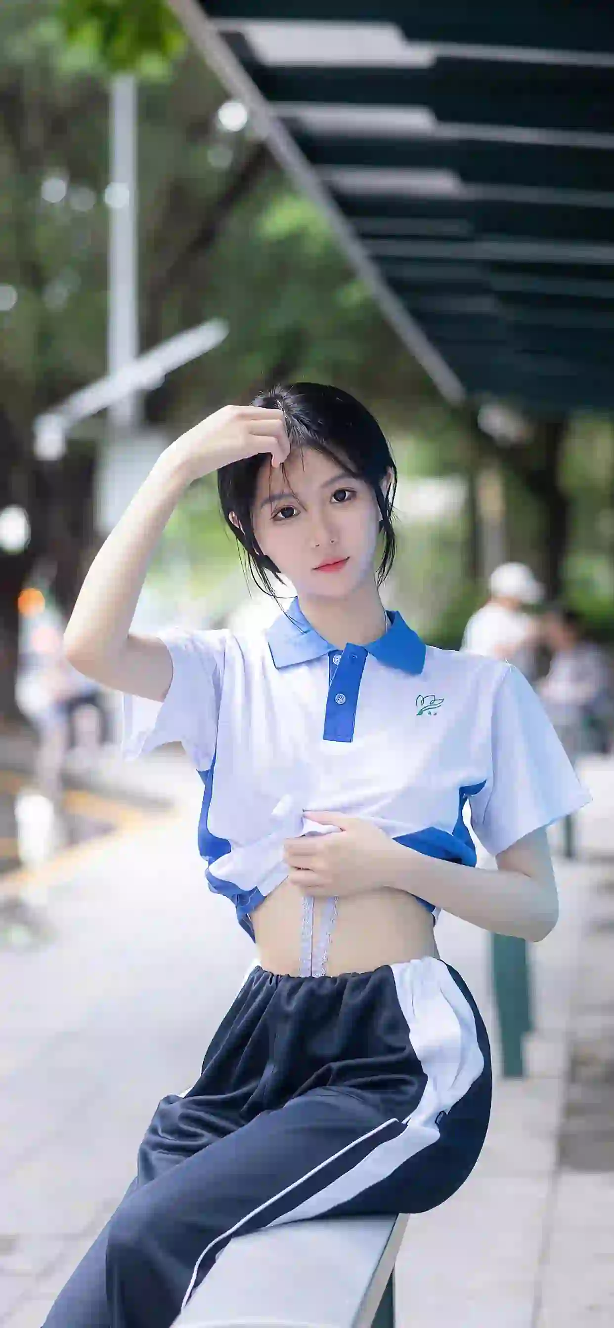 学院风 长发清纯美女 户外