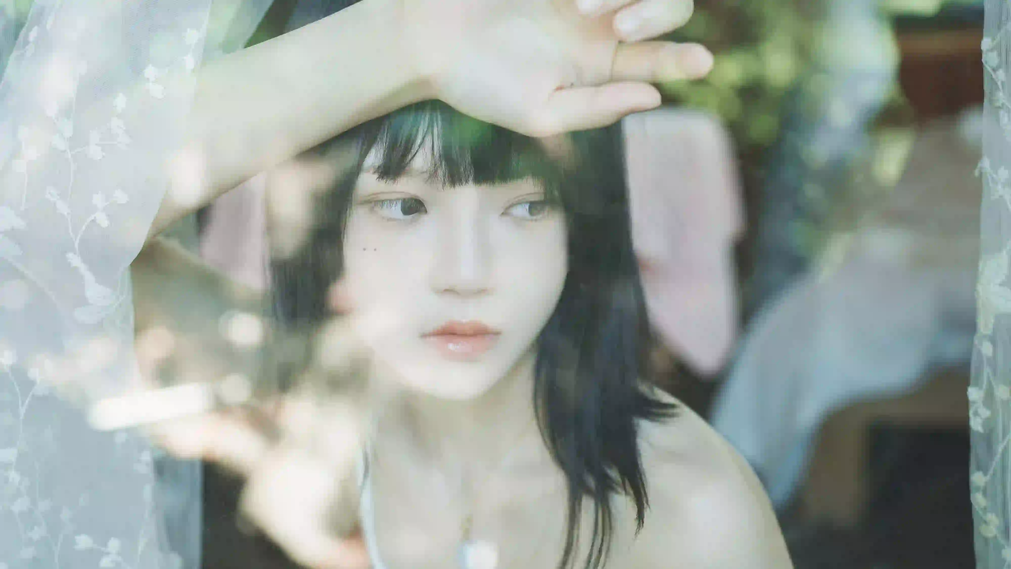 氛围感 清新美女 写真 长发美女 清纯美女