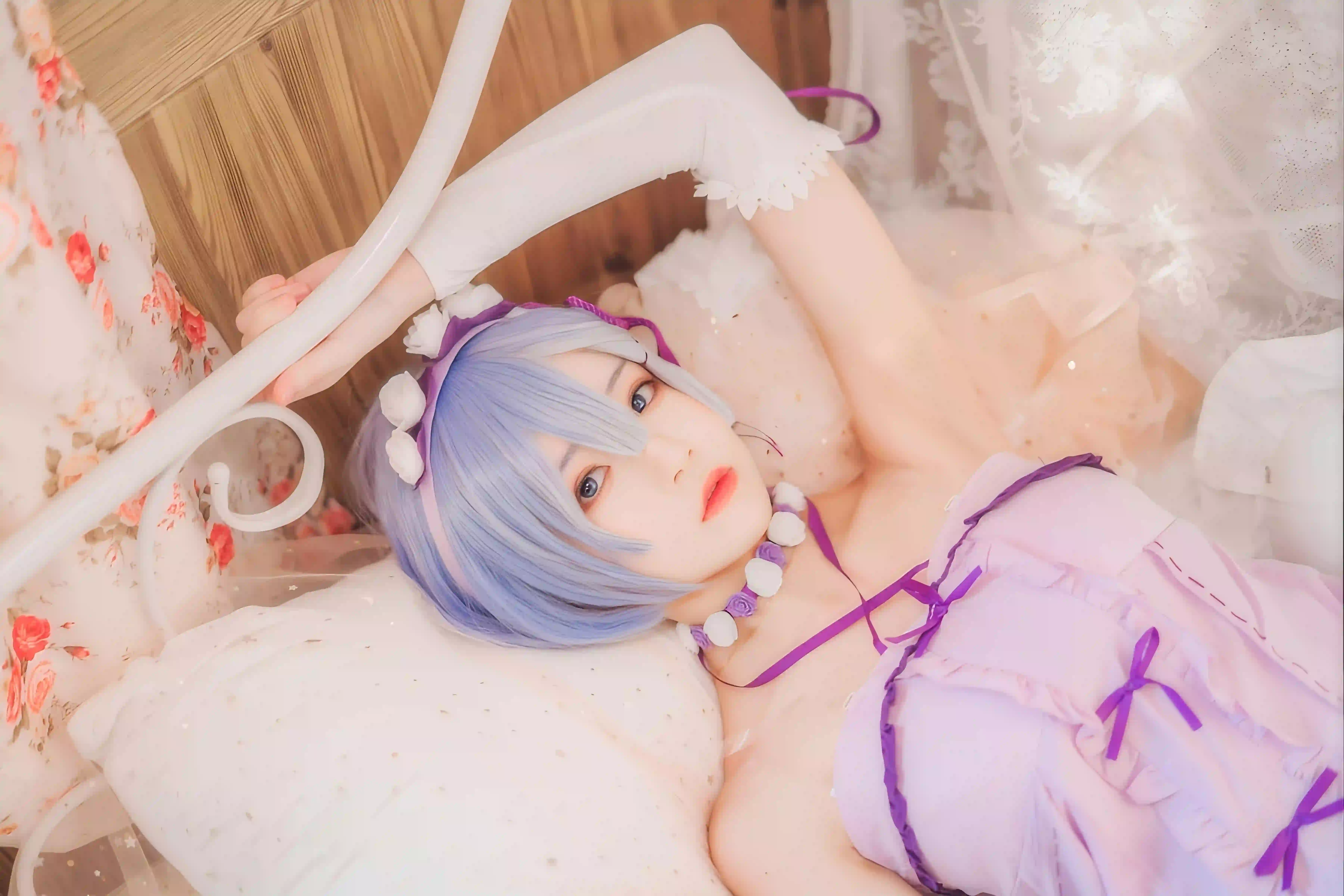 cos 美女 短发 性感 紫色 蓝色头发