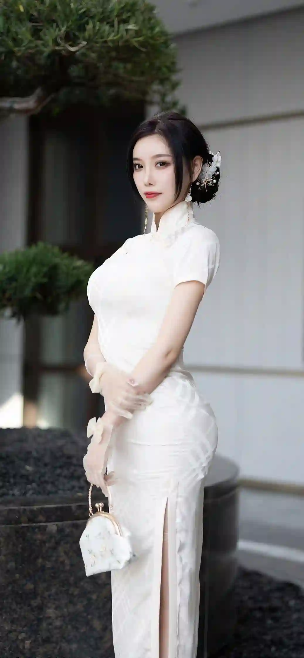 白色旗袍美女 户外 少妇美女