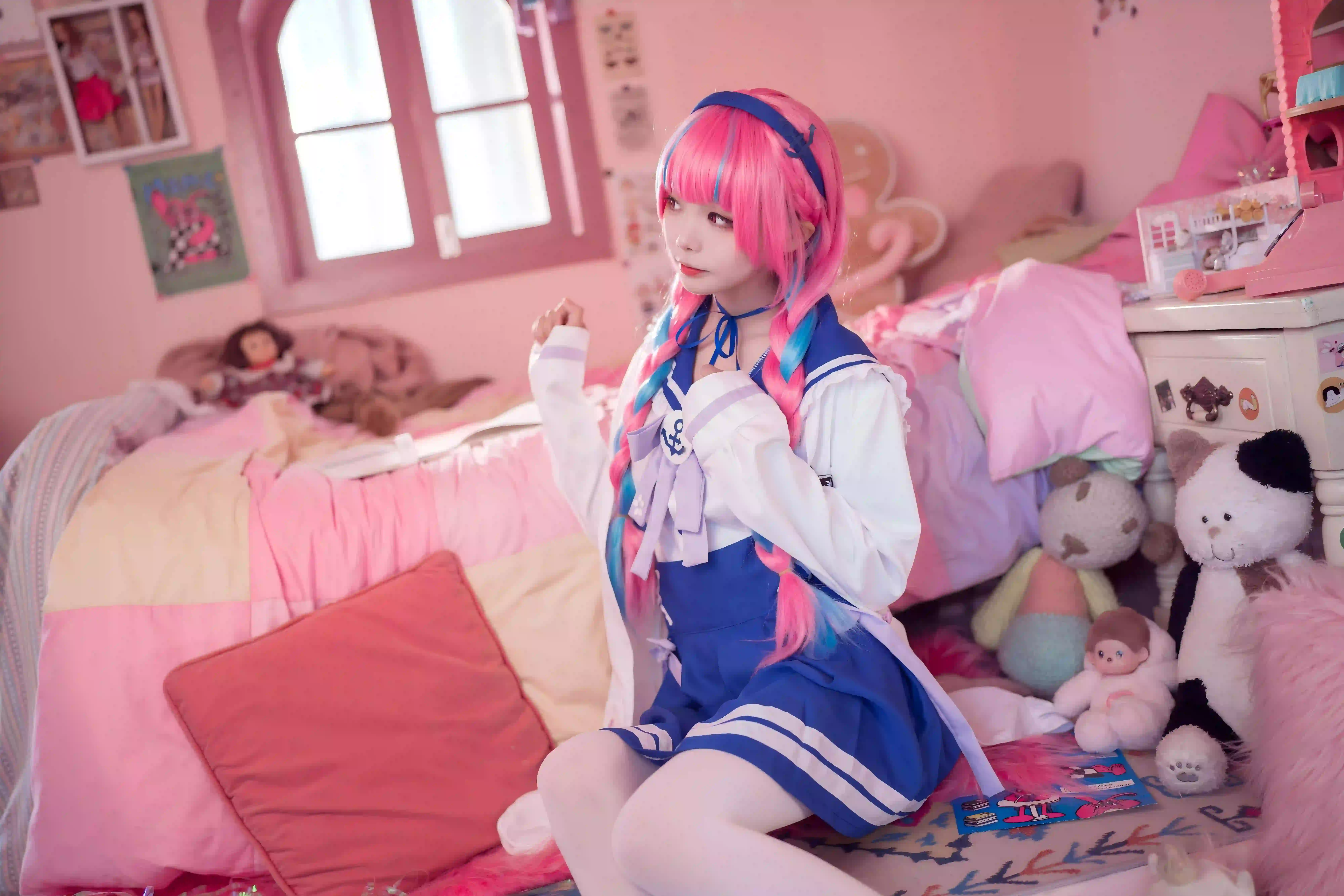 Coser 粉红色头发 蓝色头发 丝袜美腿 居家写真