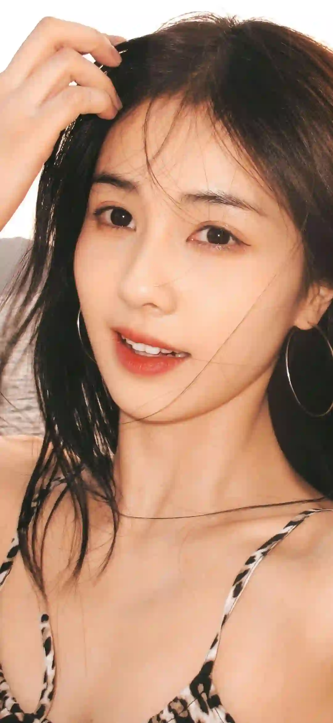 美长发性感美女 白鹿 性感美女 吊带 明星