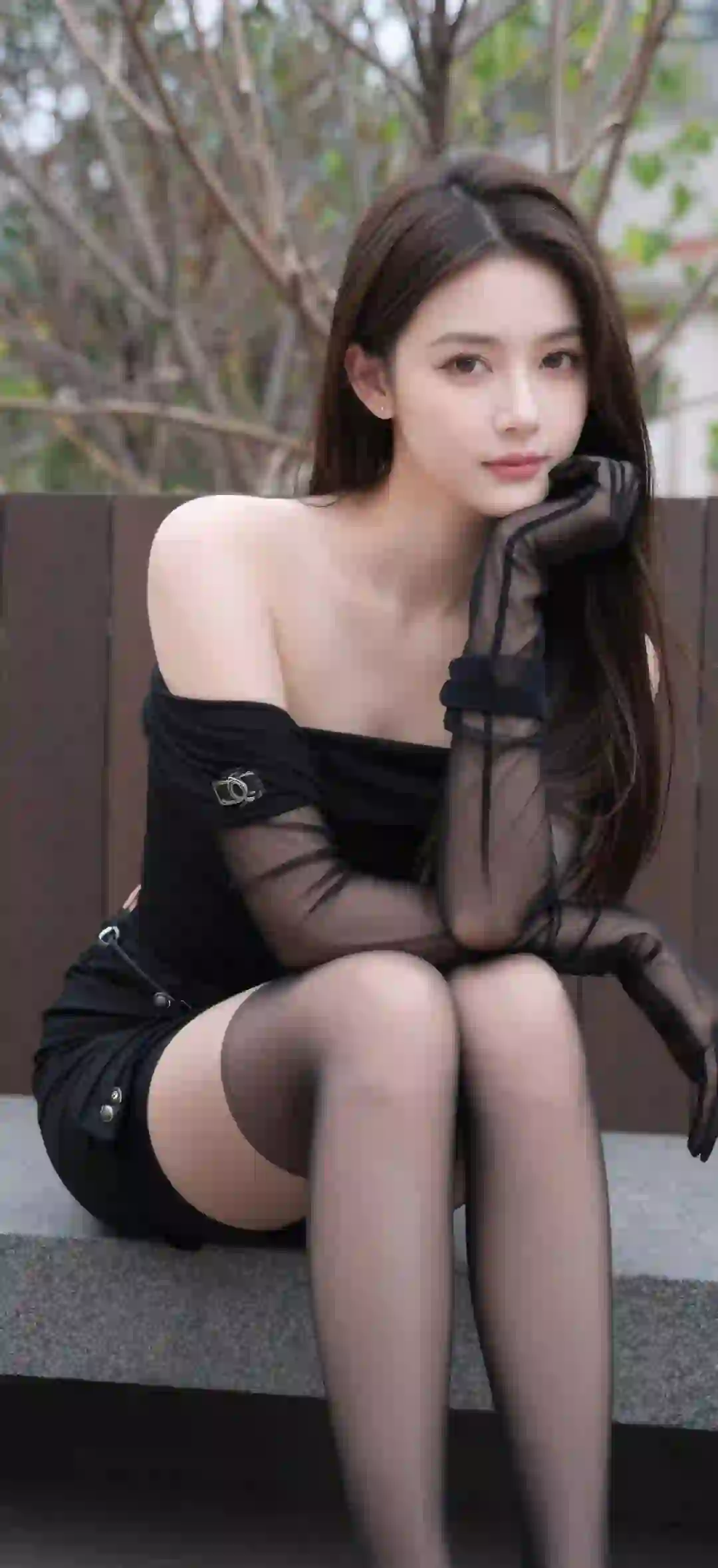 长发美腿 黑丝 丝袜美腿 抹胸穿搭