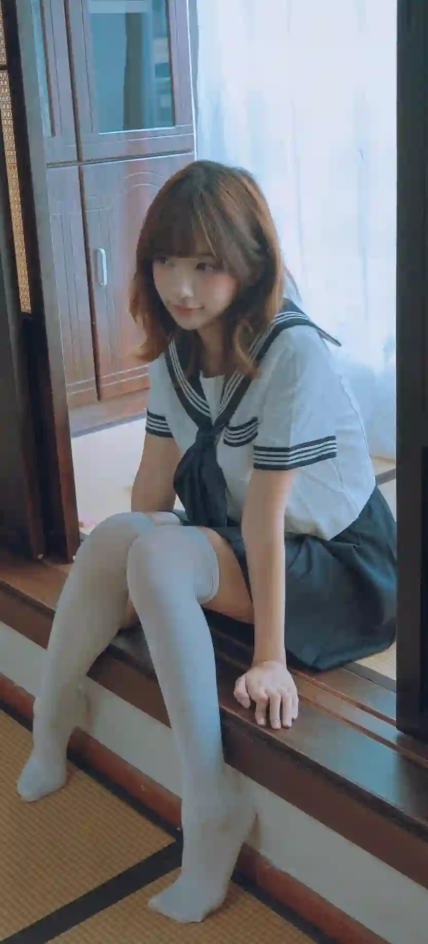 水手服 清纯少女 JK制服 日式房间 过膝袜 人像摄影