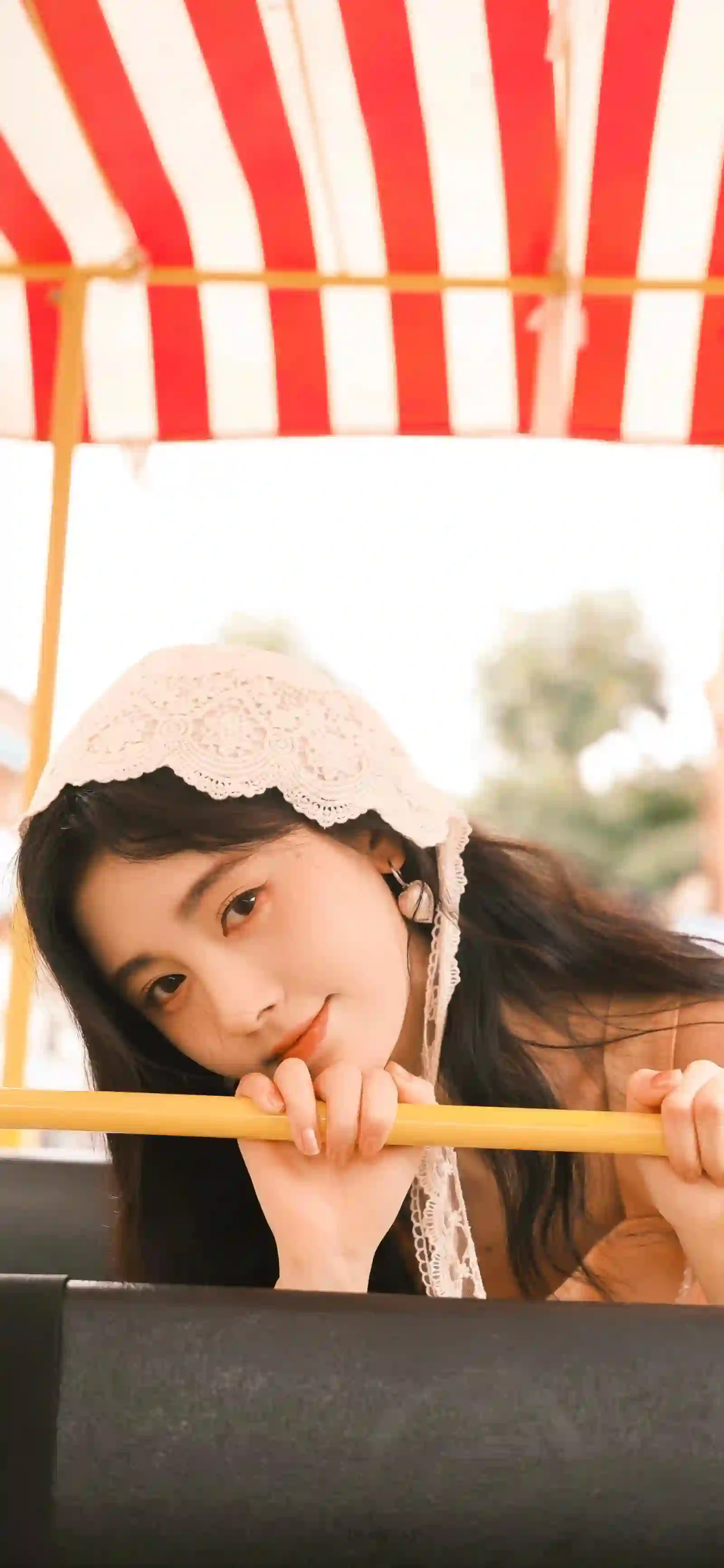 白纱少女 蕾丝头巾 复古暖调 人像壁纸 唯美清纯 鞠婧祎