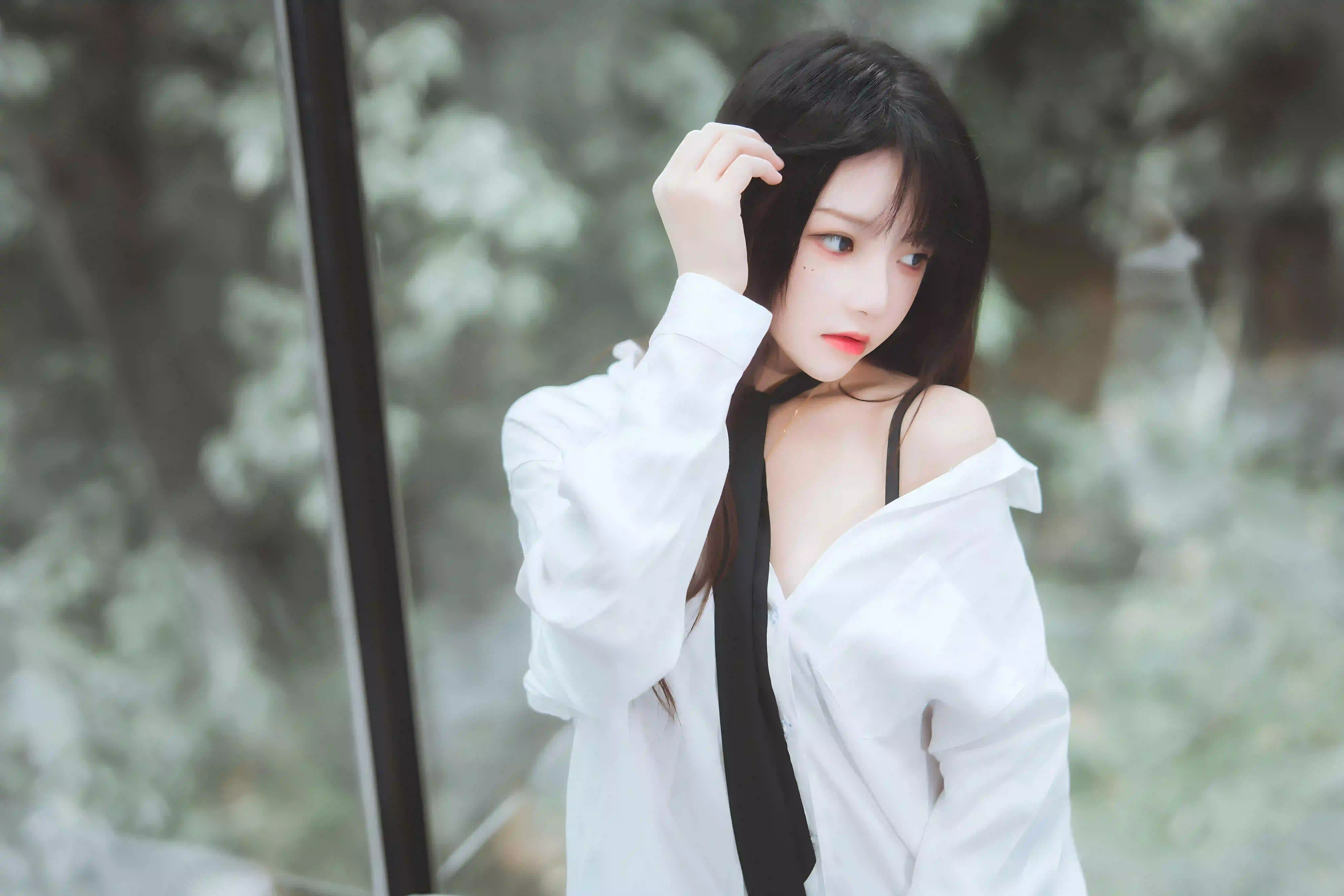 长发美女 清纯 可爱 纯欲 白色衣服