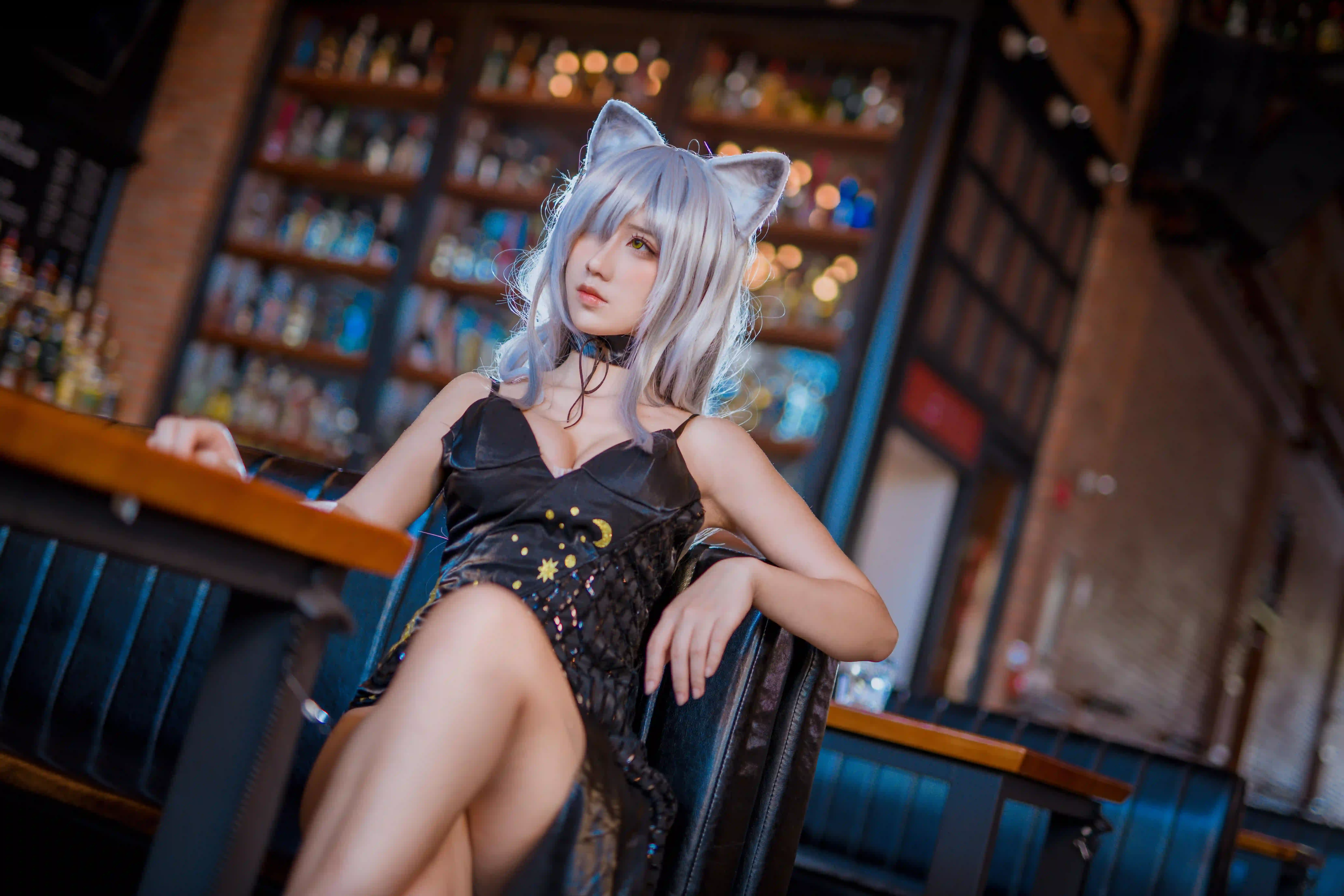 长发美女 性感穿搭 长腿 猫耳 御姐 酒吧 长腿
