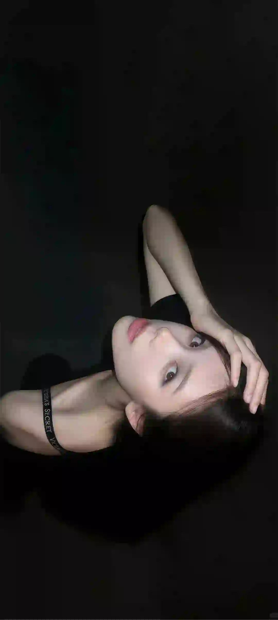 长发美女 俯拍 光影 性感美女