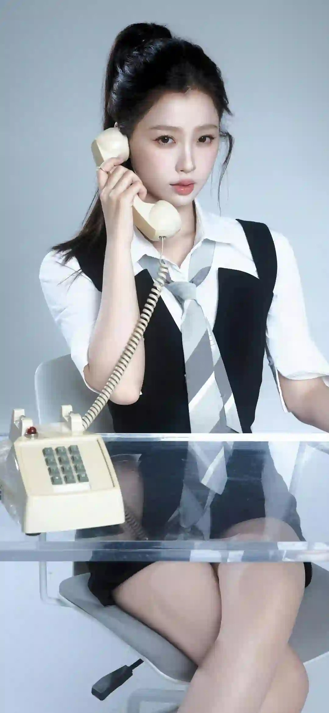 美女明星 虞书欣 长发可爱女孩 职场写真 