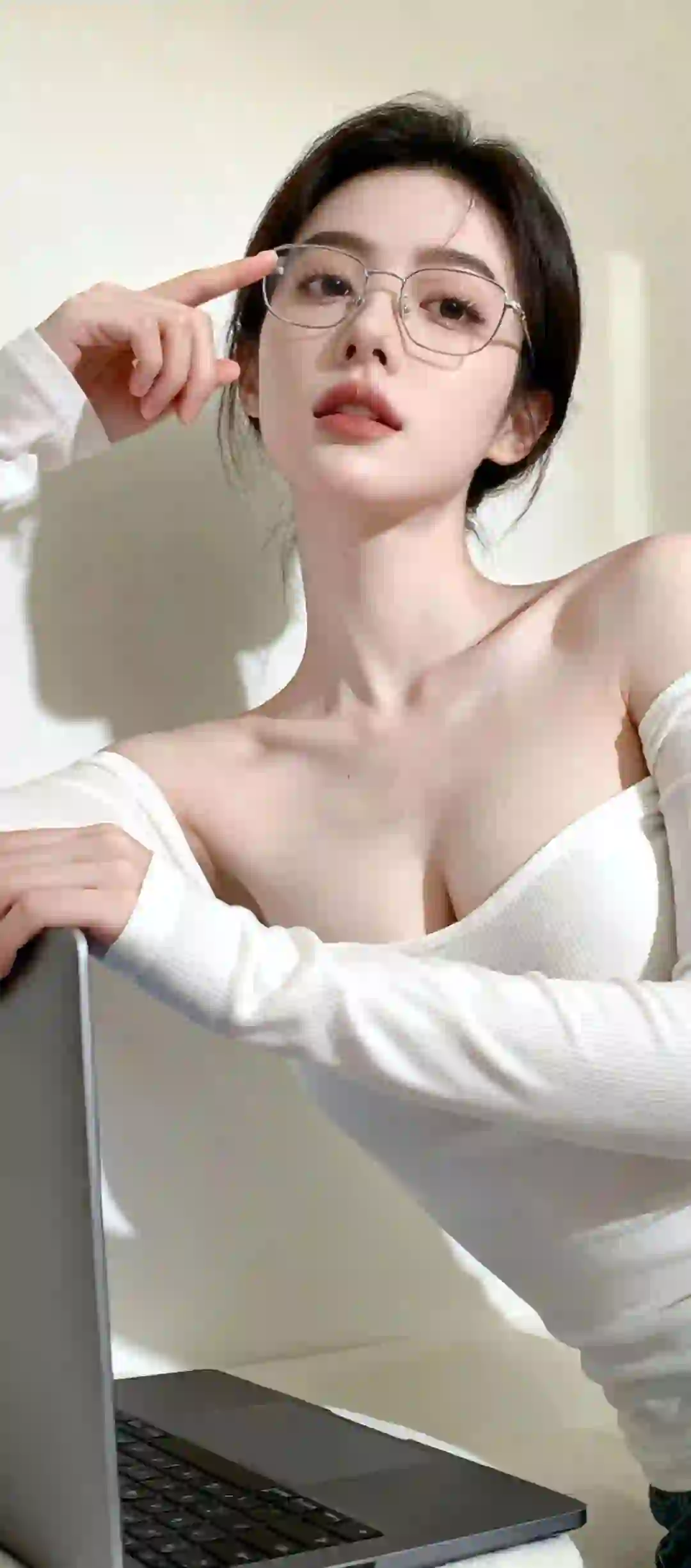 长发清纯美女 漏肩穿搭