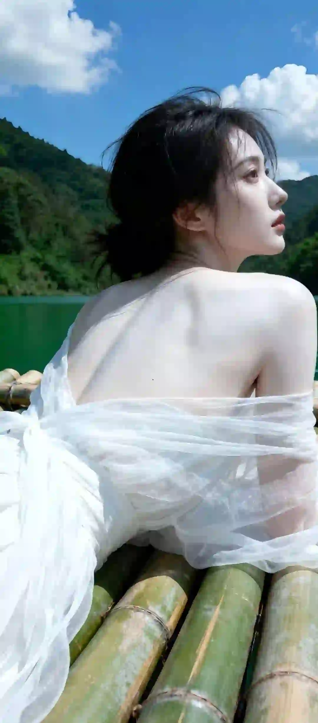 美女 长发美女 漏肩 性感美女 漏背
