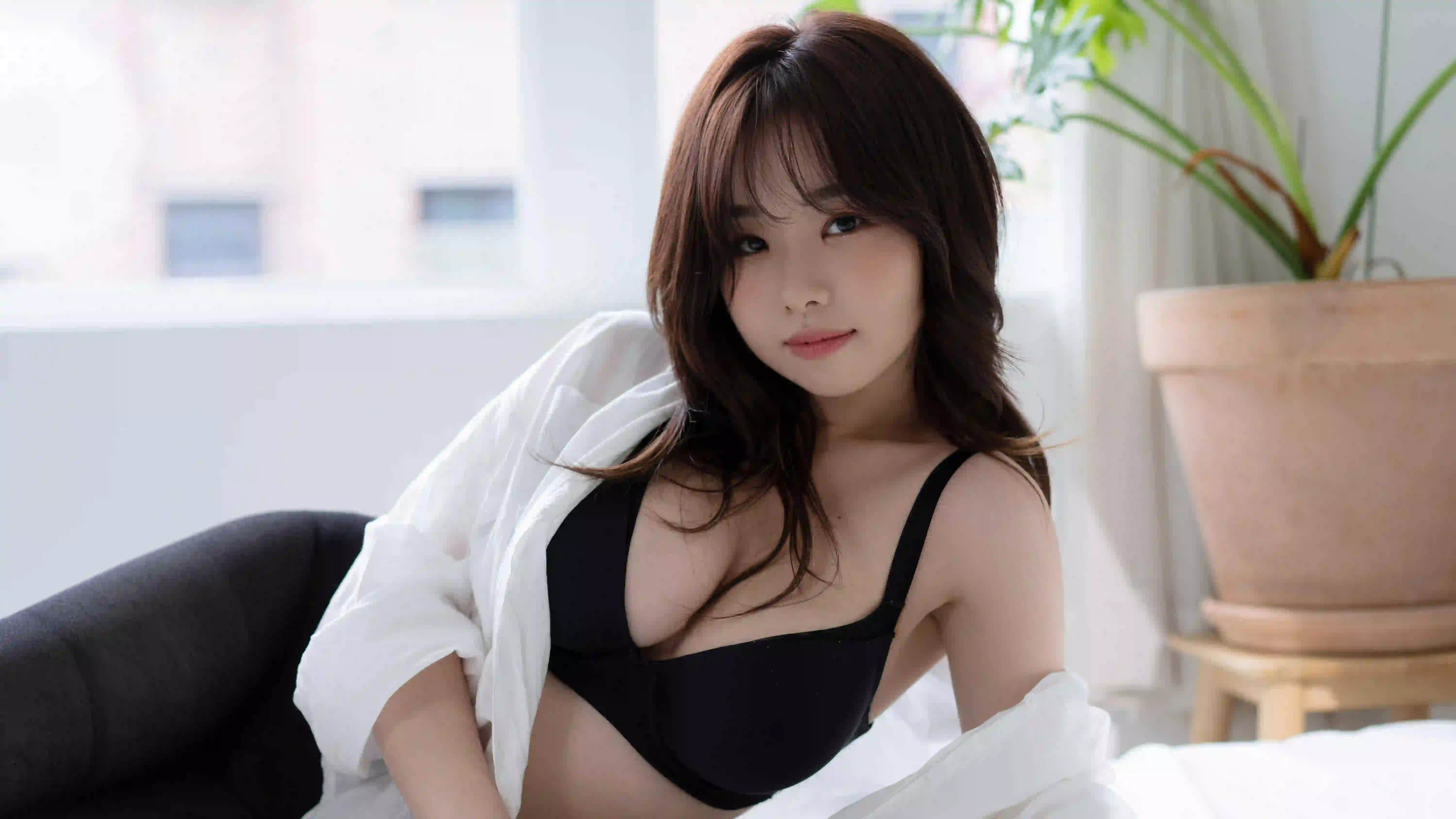 性感迷嗯 长发美女 居家写真 吊带 2