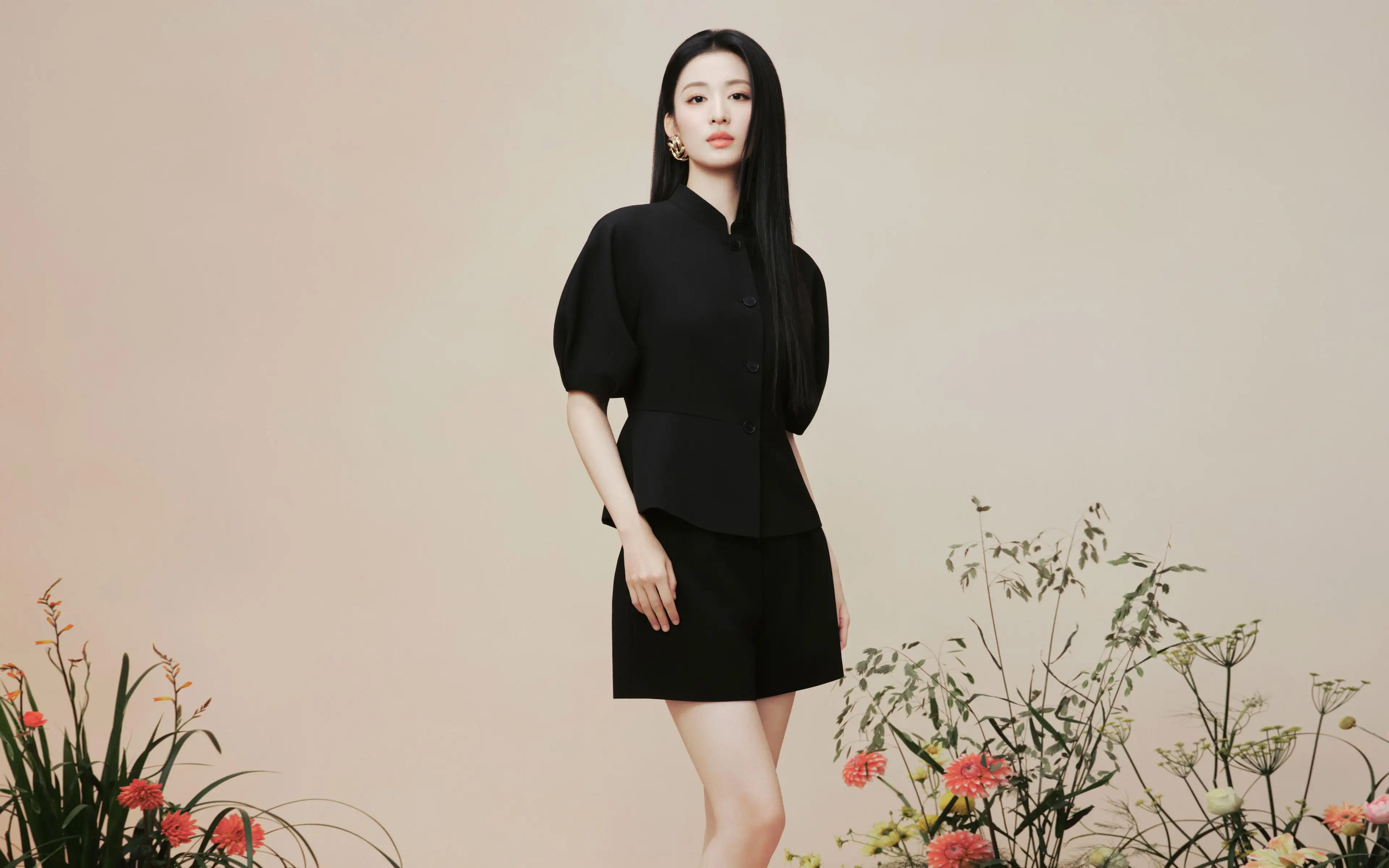 王楚然黑色套装美女4K壁纸