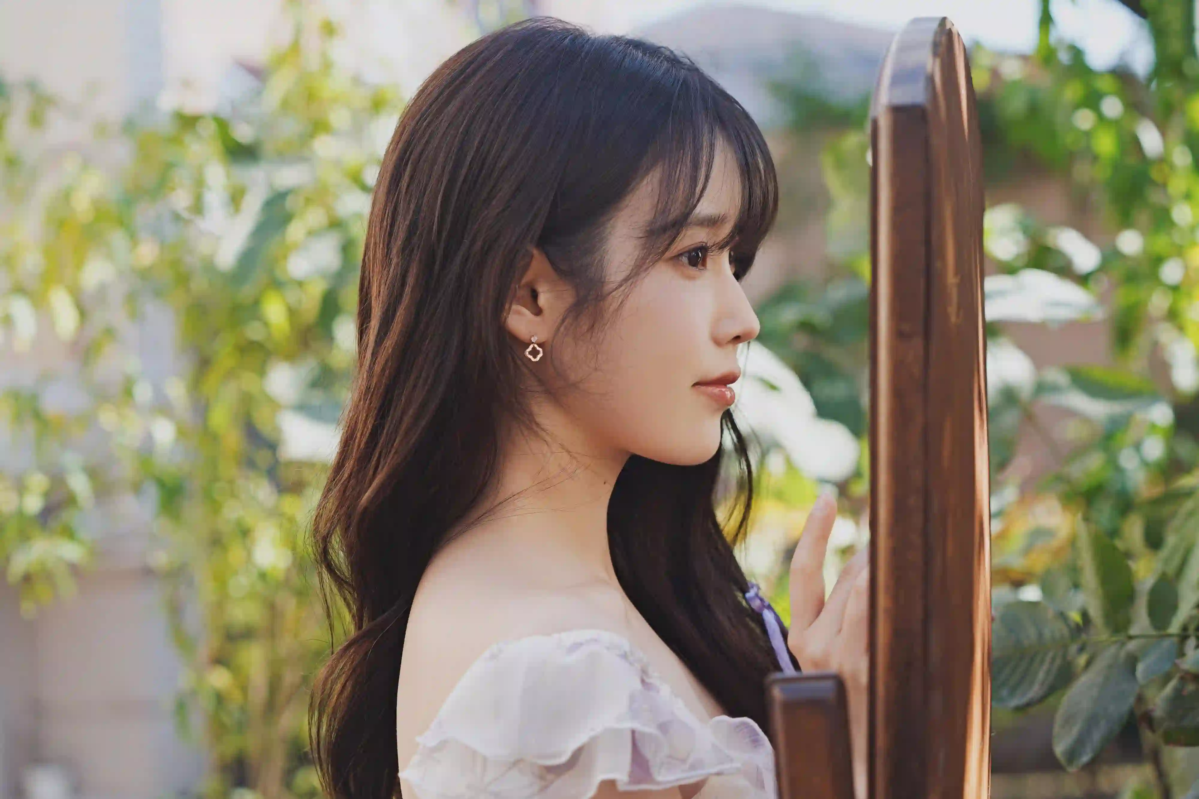 长发美女 美女明星 李知恩 IU 清纯美女 侧脸 耳环