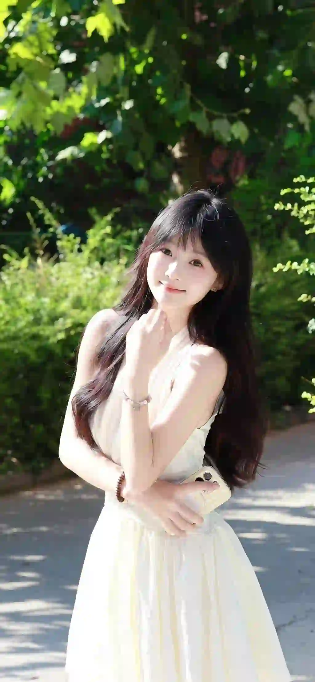 长发白裙清纯女孩 小清新