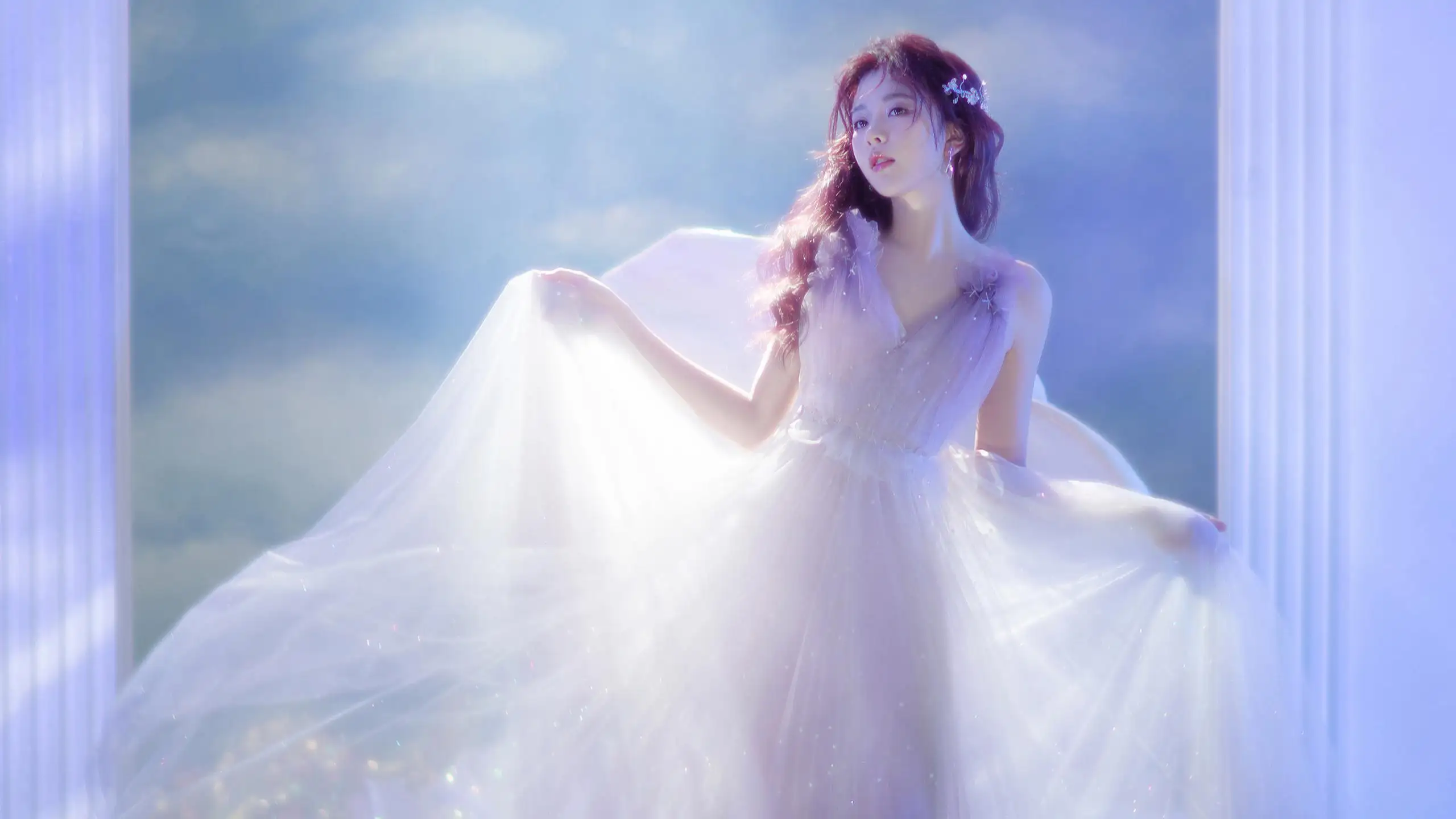 紫色唯美梦幻裙子美女彭十六壁纸