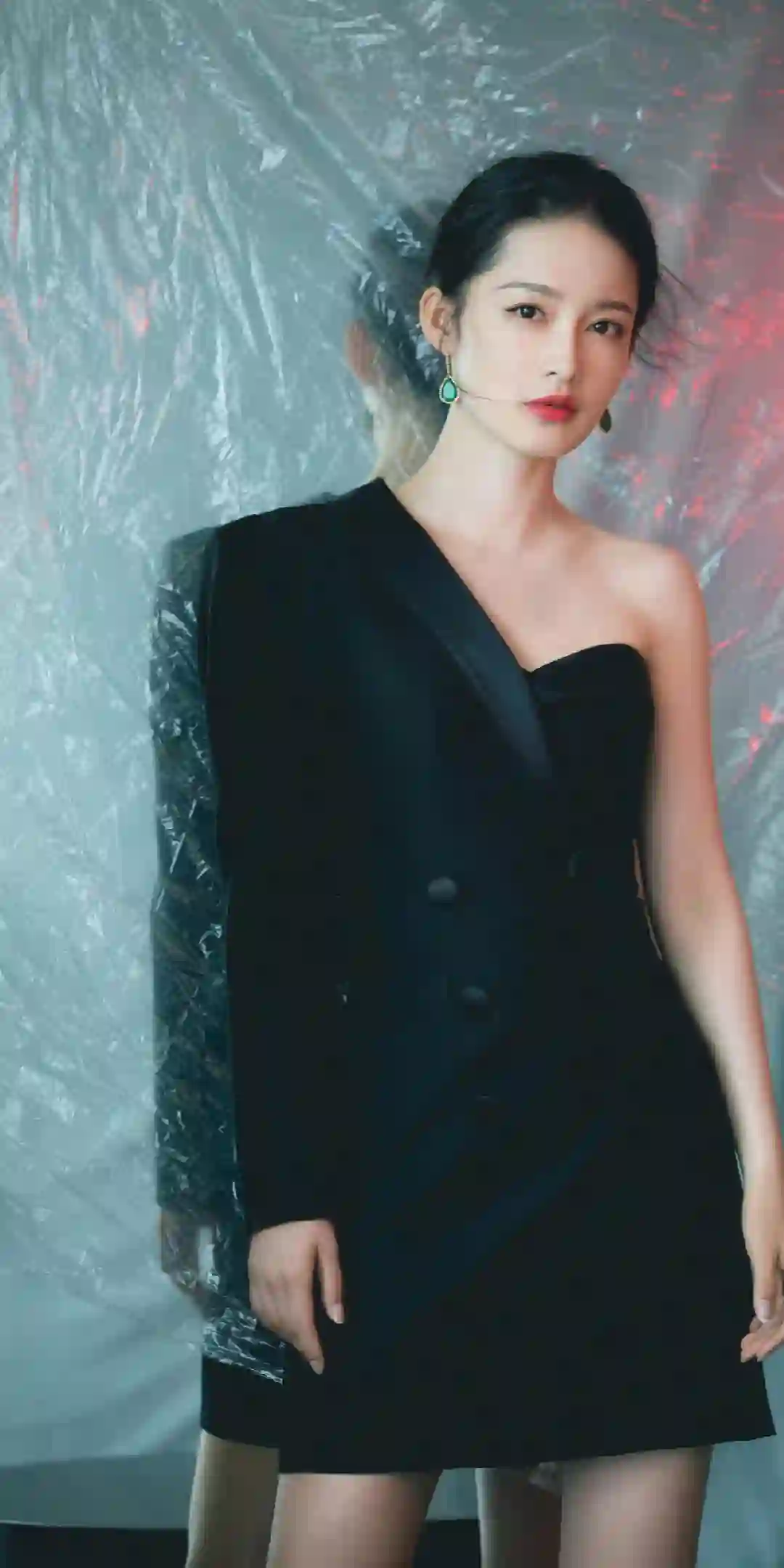 李沁 时尚大片 黑色西装裙 冷艳美女 人像摄影