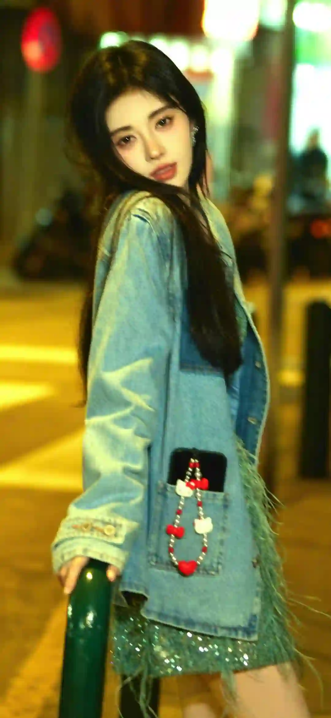 美女明星 鞠婧祎 长发可爱女孩  牛仔 时尚穿搭