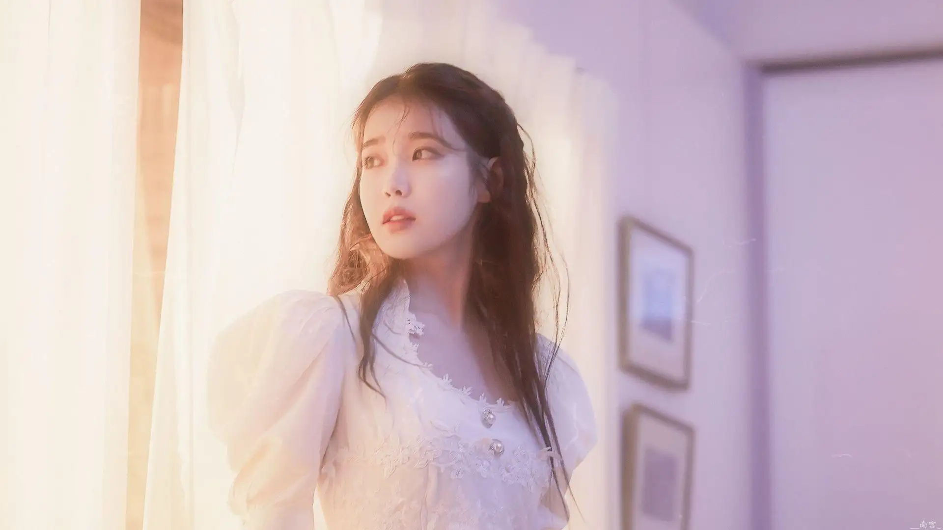 IU 长发白衣美女 唯美 居家 