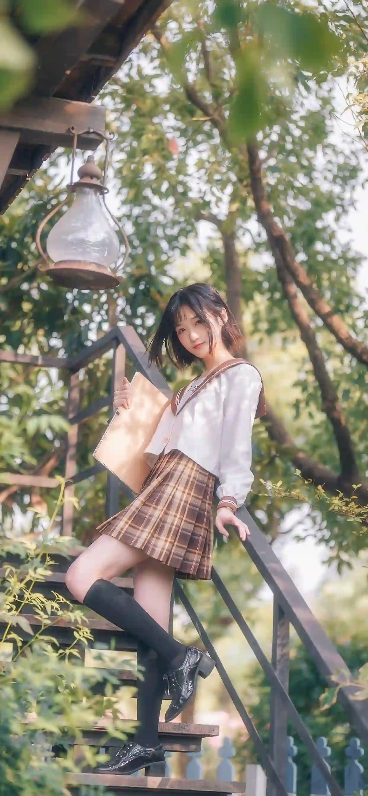 长发jk美女 户外场景 树