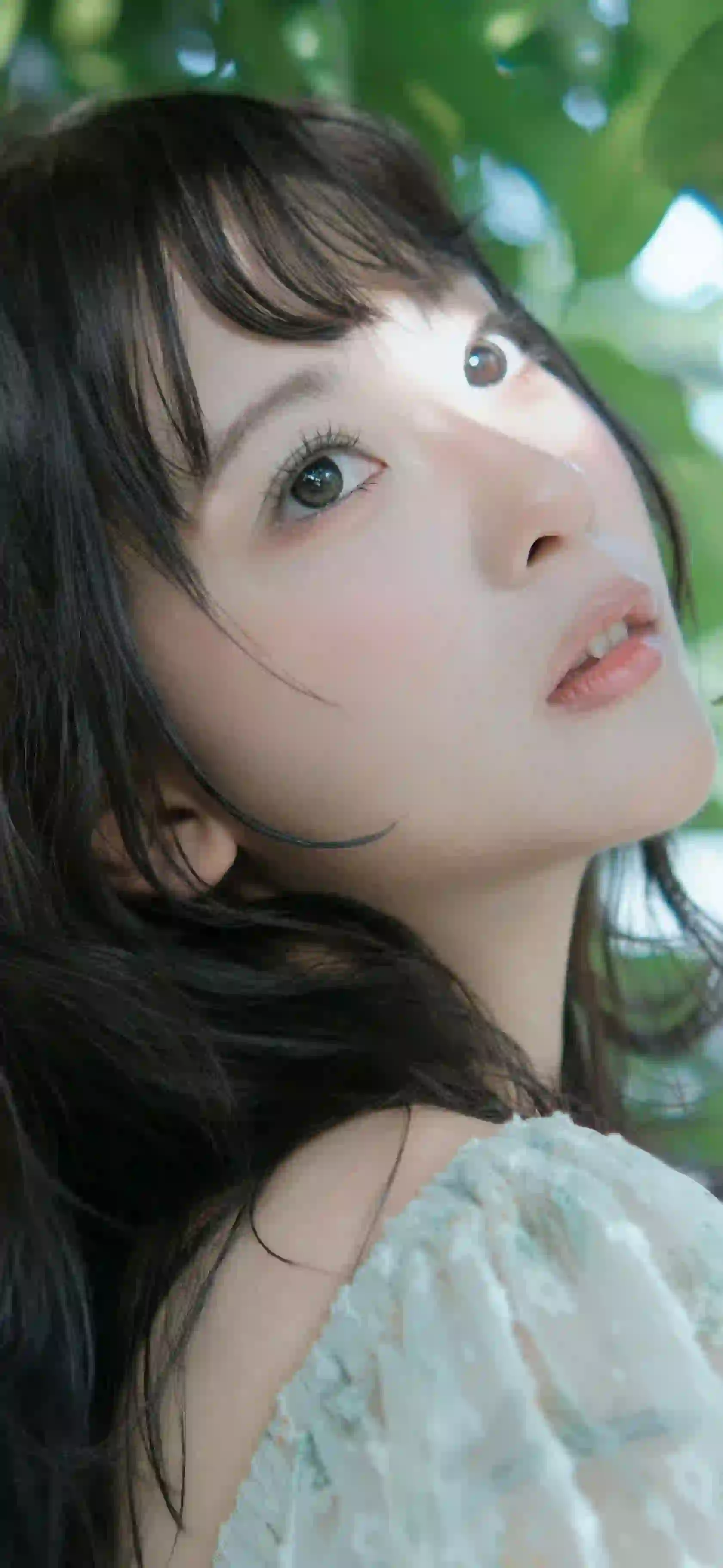 长发清纯美女 户外写真