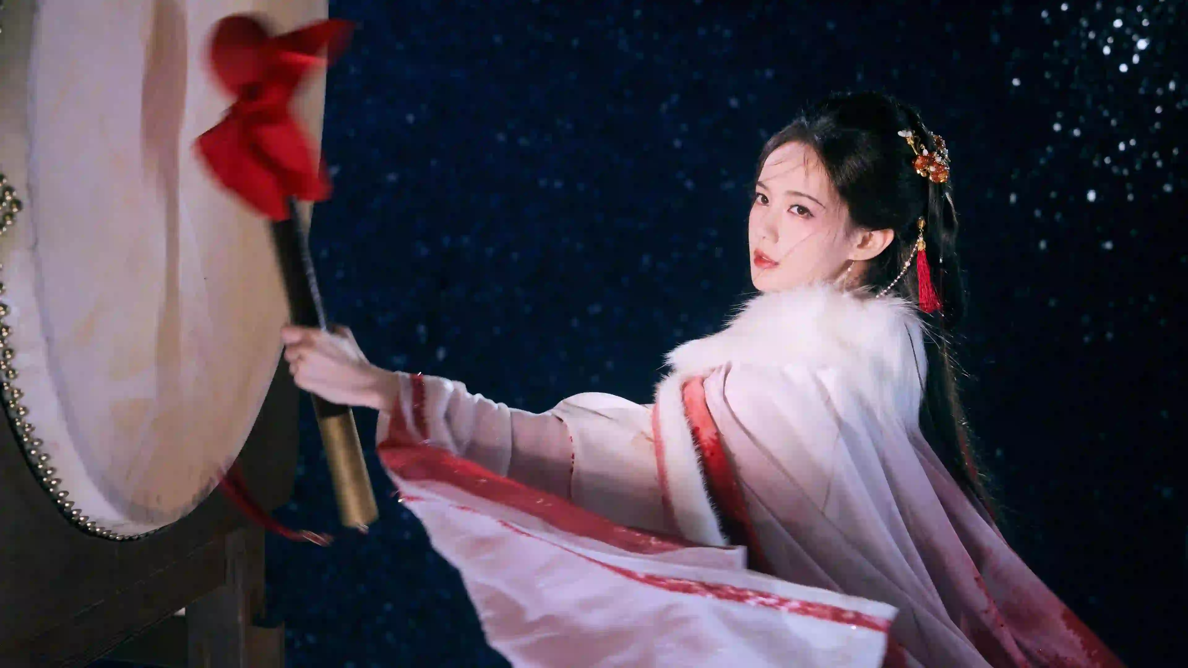 荷花 古风美女 长发古风美女 李一桐  4