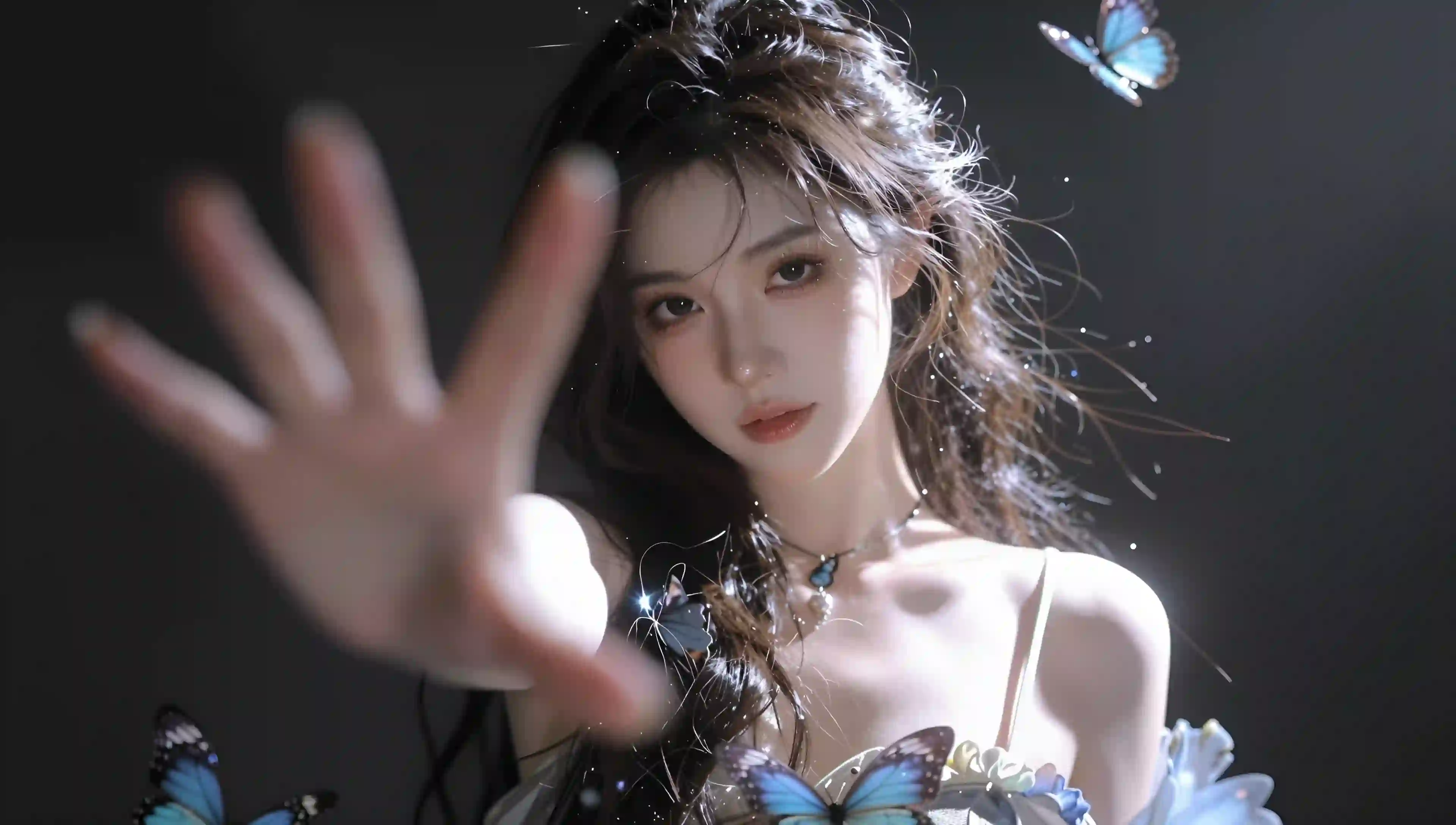 蝴蝶 蓝色蝴蝶 长发美女 清纯 唯美 光影 吊带